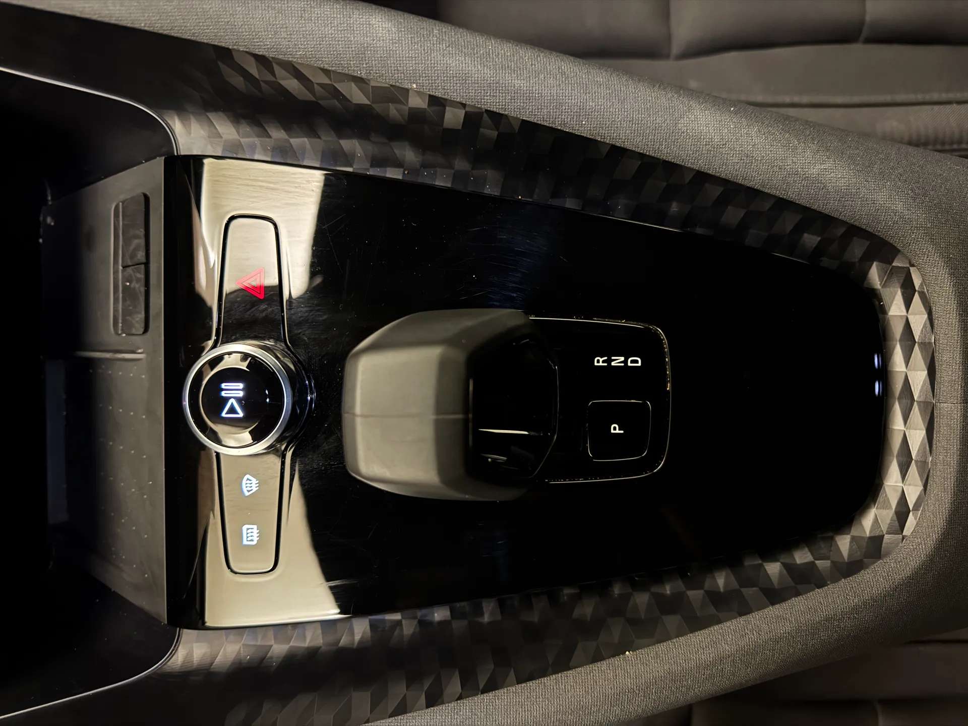 2023 POLESTAR 2 2023 POLESTAR 2