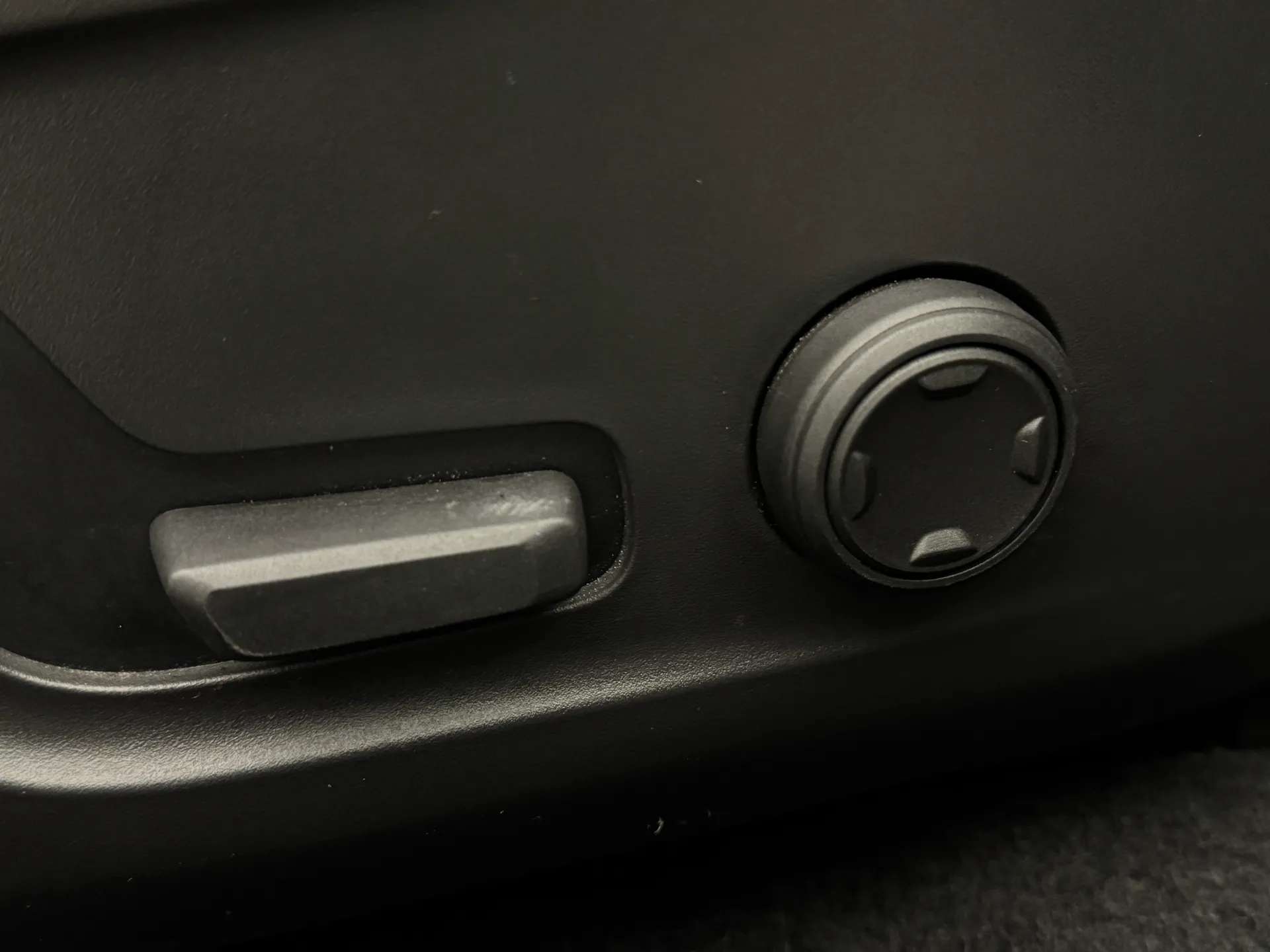 2023 POLESTAR 2 2023 POLESTAR 2