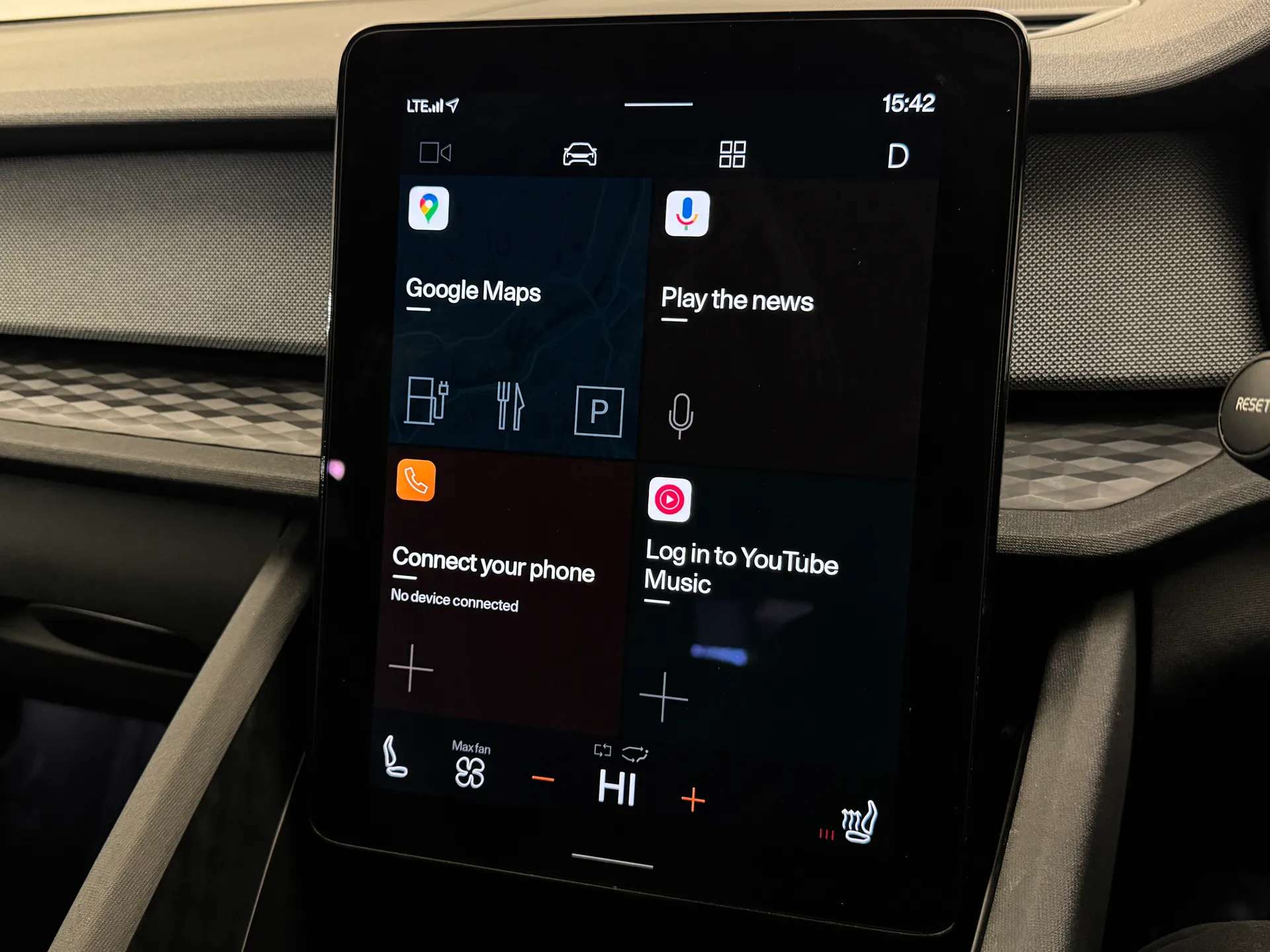 2023 POLESTAR 2 2023 POLESTAR 2