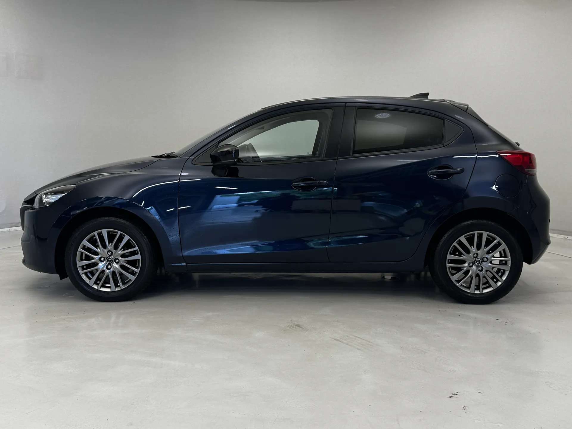 A 2024 MAZDA MAZDA2 1.5 e-Skyactiv G MHEV 115 Homura Aka 5dr A 2024 MAZDA MAZDA2 1.5 e-Skyactiv G MHEV 115 Homura Aka 5dr