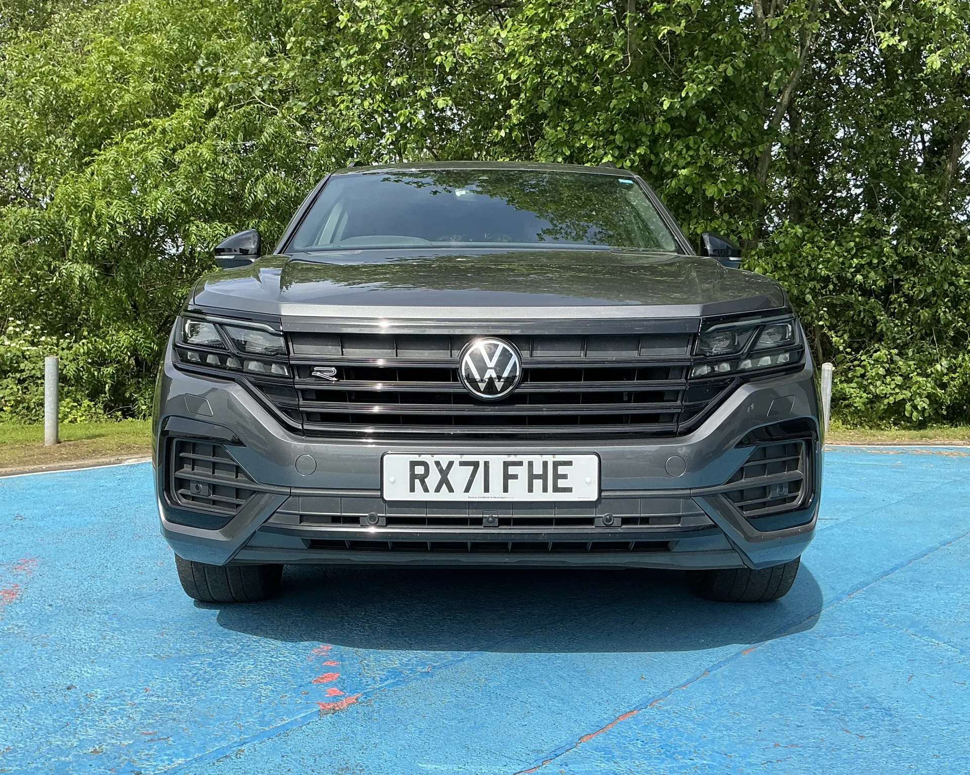 A 2021 VOLKSWAGEN TOUAREG 3.0 V6 TDI 4Motion Black Edition 5dr Tip Auto A 2021 VOLKSWAGEN TOUAREG 3.0 V6 TDI 4Motion Black Edition 5dr Tip Auto