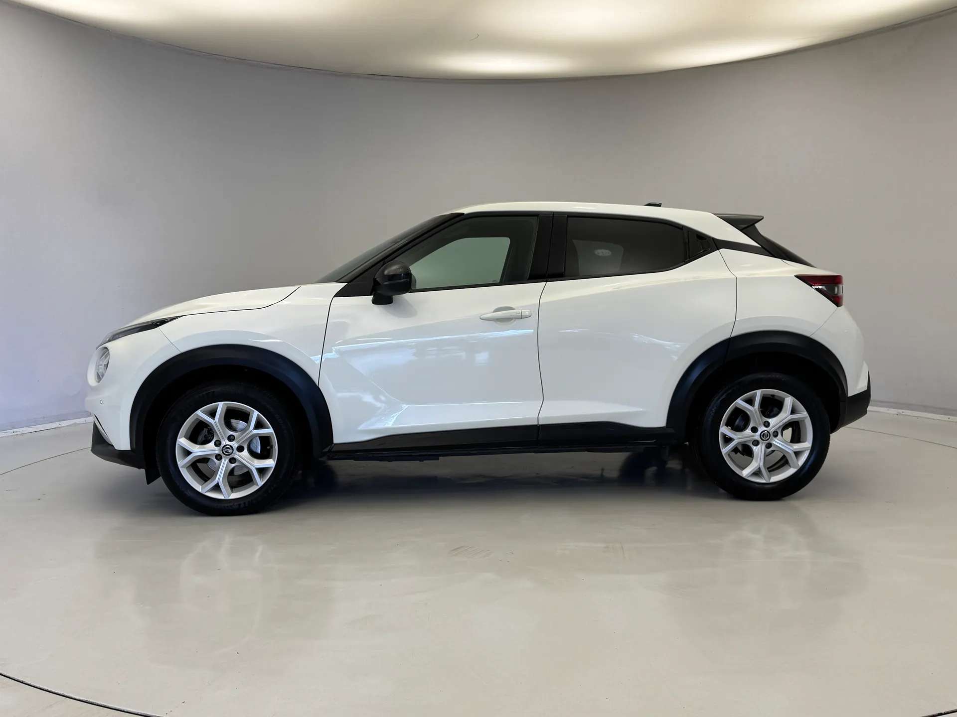A 2022 NISSAN JUKE 1.0 DiG-T 114 N-Connecta 5dr A 2022 NISSAN JUKE 1.0 DiG-T 114 N-Connecta 5dr