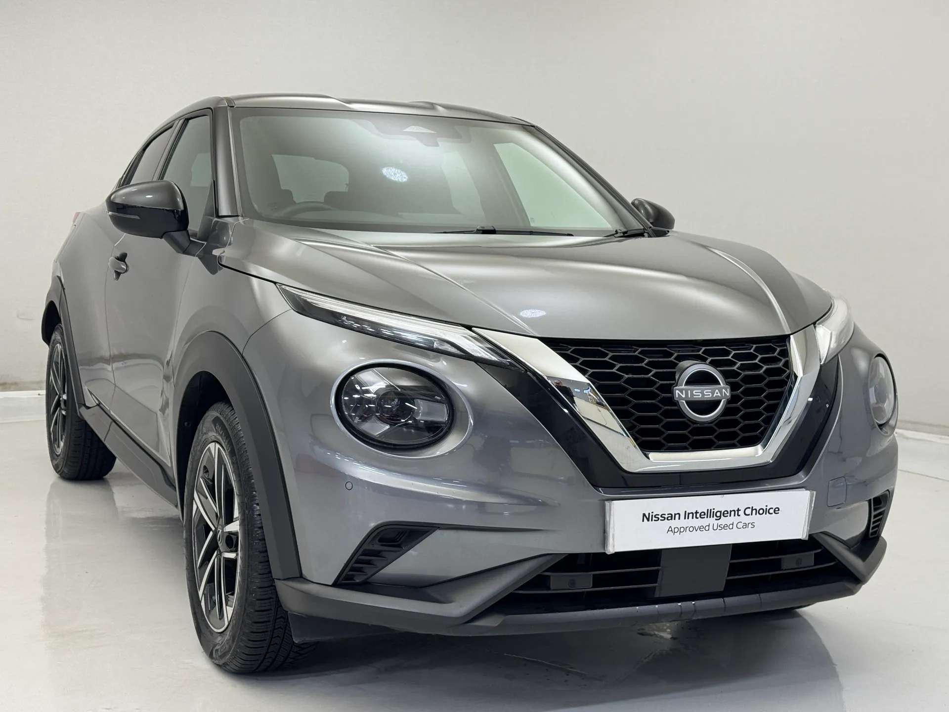 A 2024 NISSAN JUKE 1.0 DiG-T N-Connecta 5dr A 2024 NISSAN JUKE 1.0 DiG-T N-Connecta 5dr