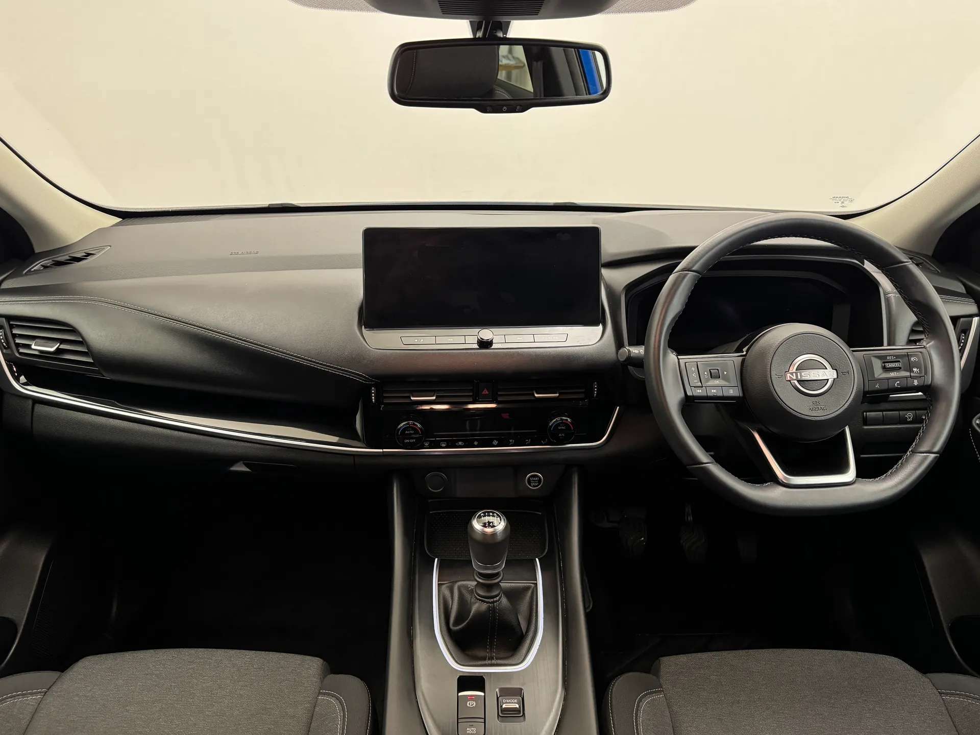 A 2022 NISSAN QASHQAI 1.3 DiG-T MH N-Connecta 5dr A 2022 NISSAN QASHQAI 1.3 DiG-T MH N-Connecta 5dr