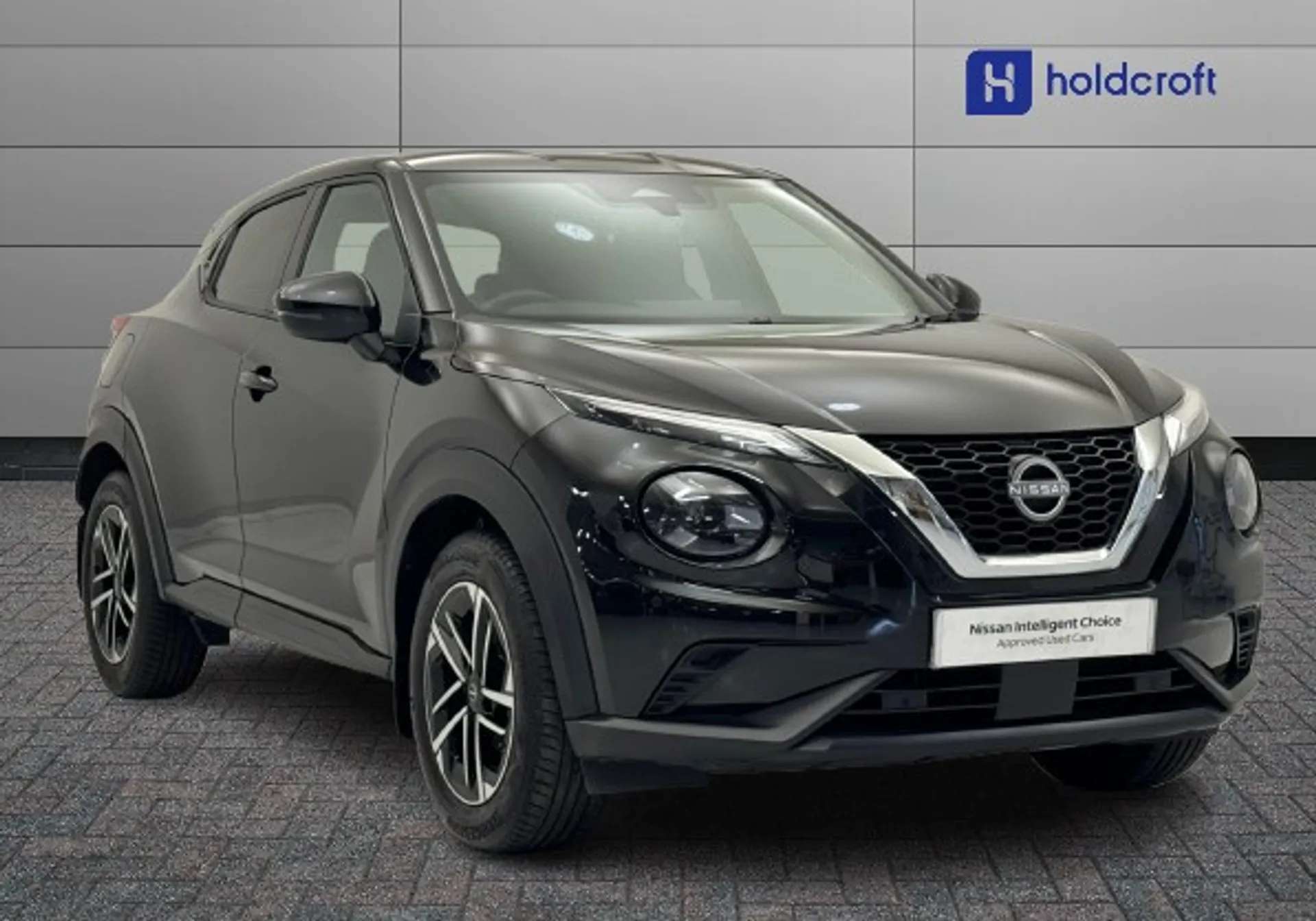 A 2024 NISSAN JUKE 1.0 DiG-T N-Connecta 5dr A 2024 NISSAN JUKE 1.0 DiG-T N-Connecta 5dr