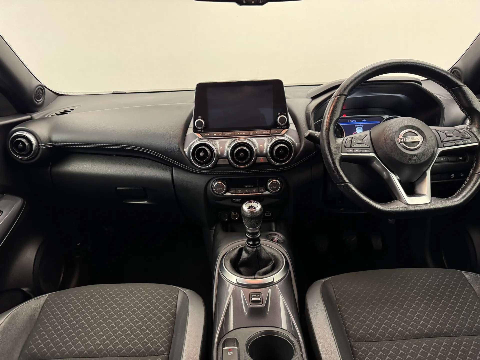 A 2023 NISSAN JUKE 1.0 DiG-T 114 N-Connecta 5dr A 2023 NISSAN JUKE 1.0 DiG-T 114 N-Connecta 5dr