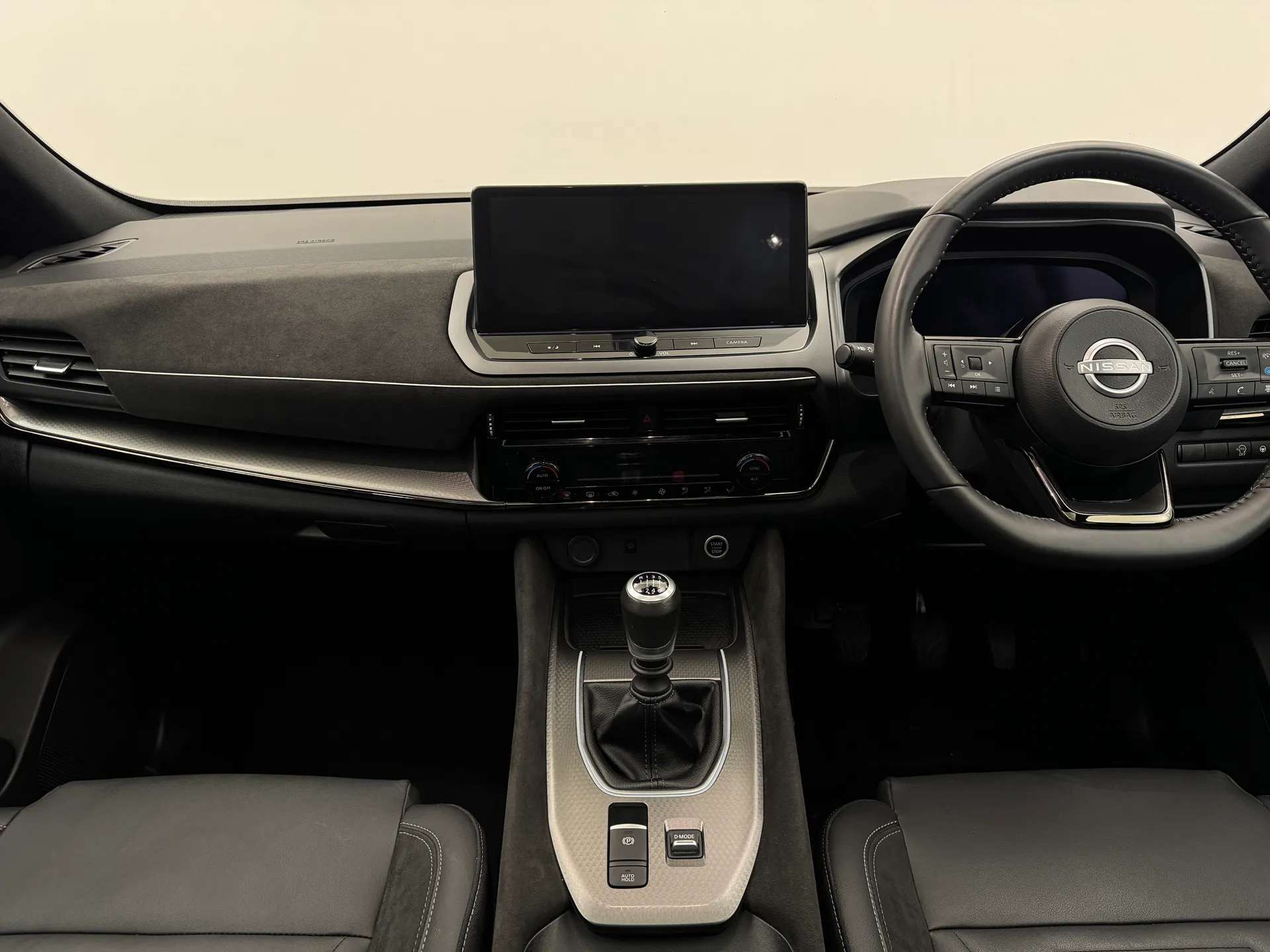 A 2024 NISSAN QASHQAI 1.3 DiG-T MH N-Design 5dr A 2024 NISSAN QASHQAI 1.3 DiG-T MH N-Design 5dr