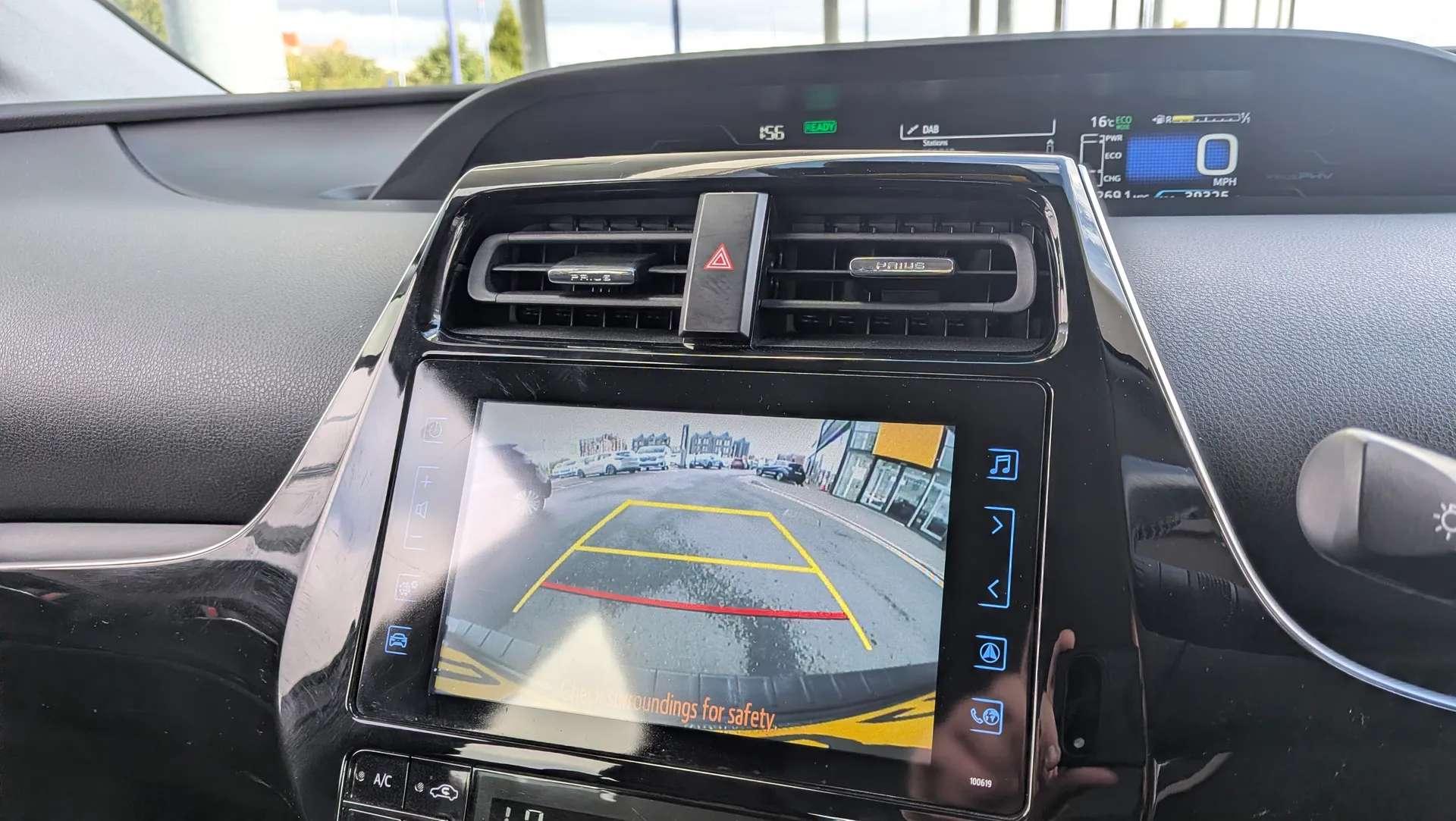 A 2018 TOYOTA PRIUS 1.8 VVTi Plug-in Business Edition Plus 5dr CVT A 2018 TOYOTA PRIUS 1.8 VVTi Plug-in Business Edition Plus 5dr CVT