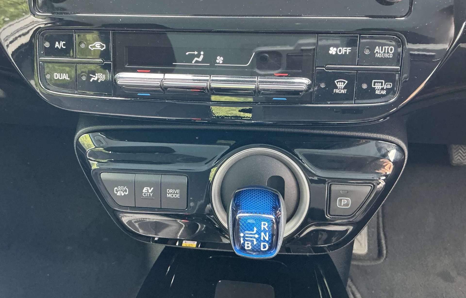 2021 TOYOTA PRIUS 2021 TOYOTA PRIUS