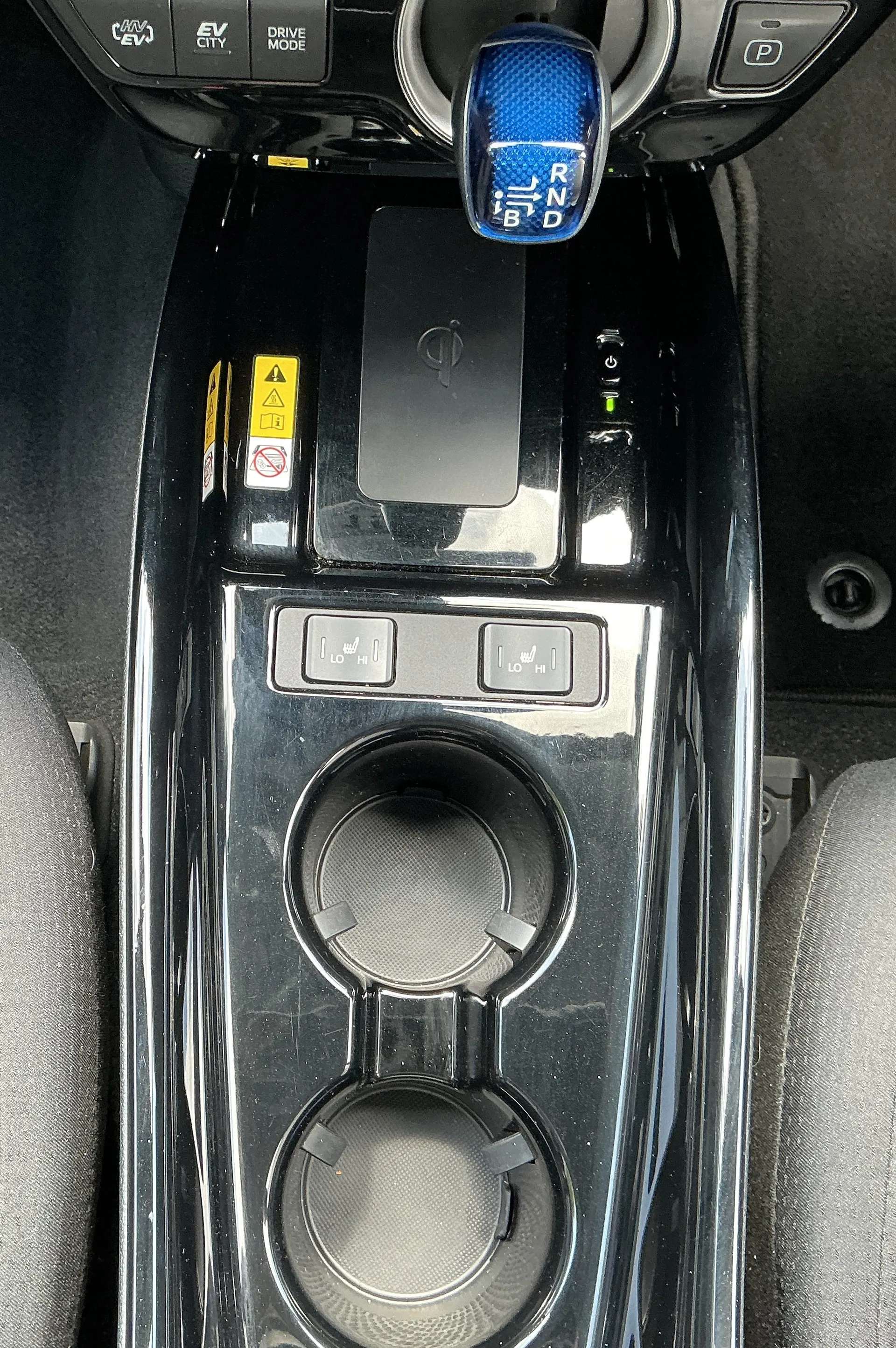 2021 TOYOTA PRIUS 2021 TOYOTA PRIUS