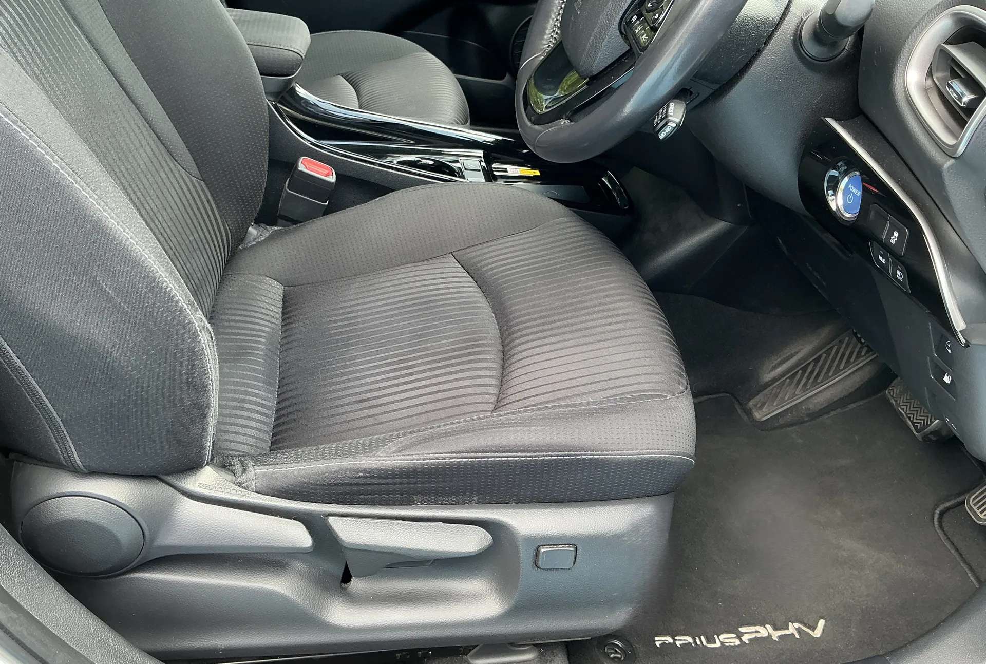 2021 TOYOTA PRIUS 2021 TOYOTA PRIUS