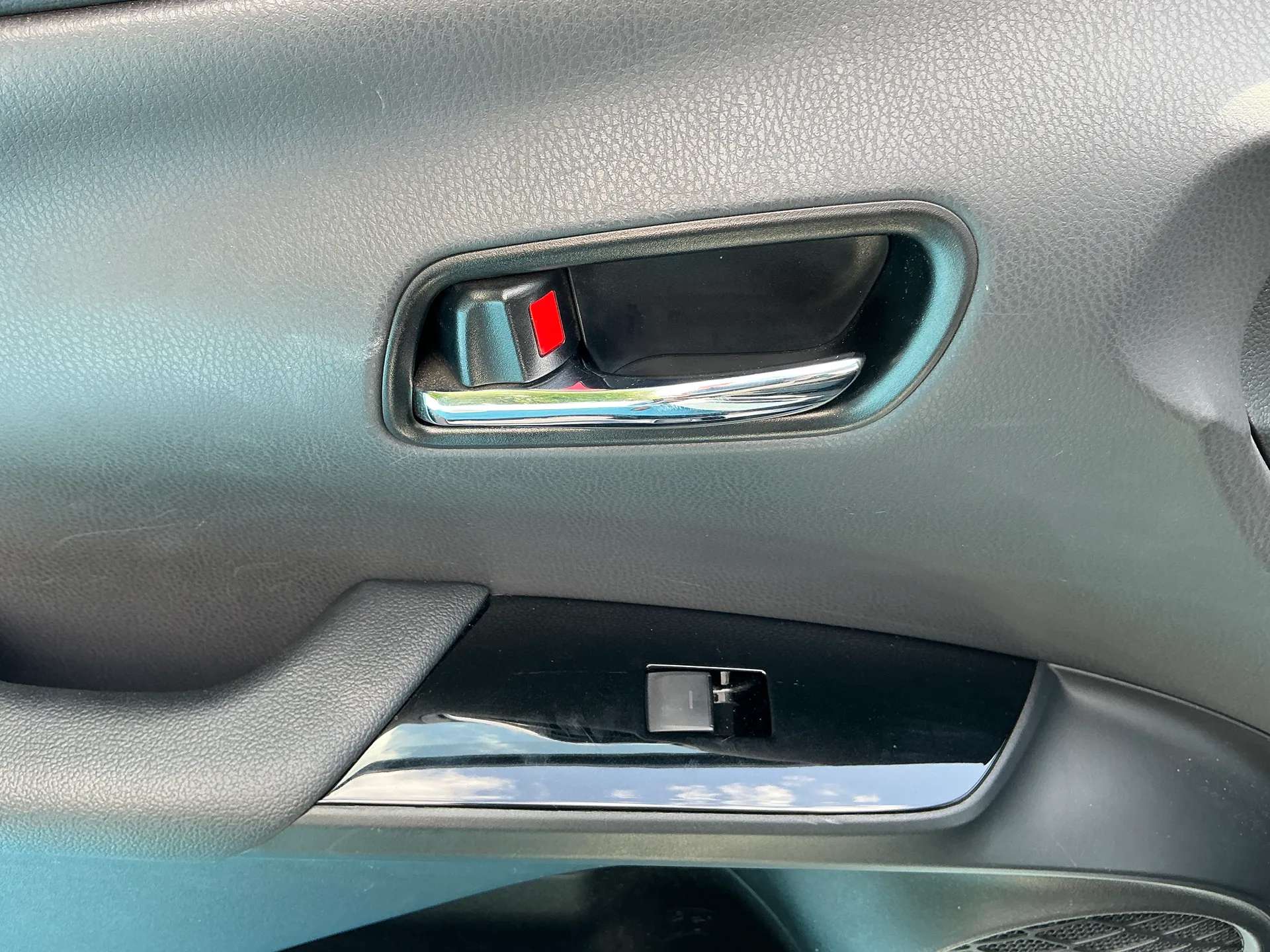 2021 TOYOTA PRIUS 2021 TOYOTA PRIUS