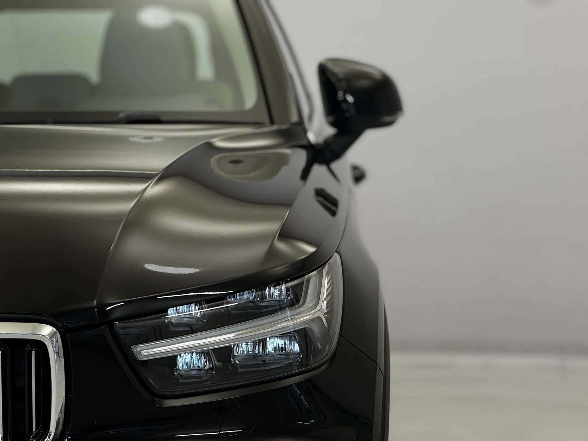 2020 VOLVO XC40 2020 VOLVO XC40