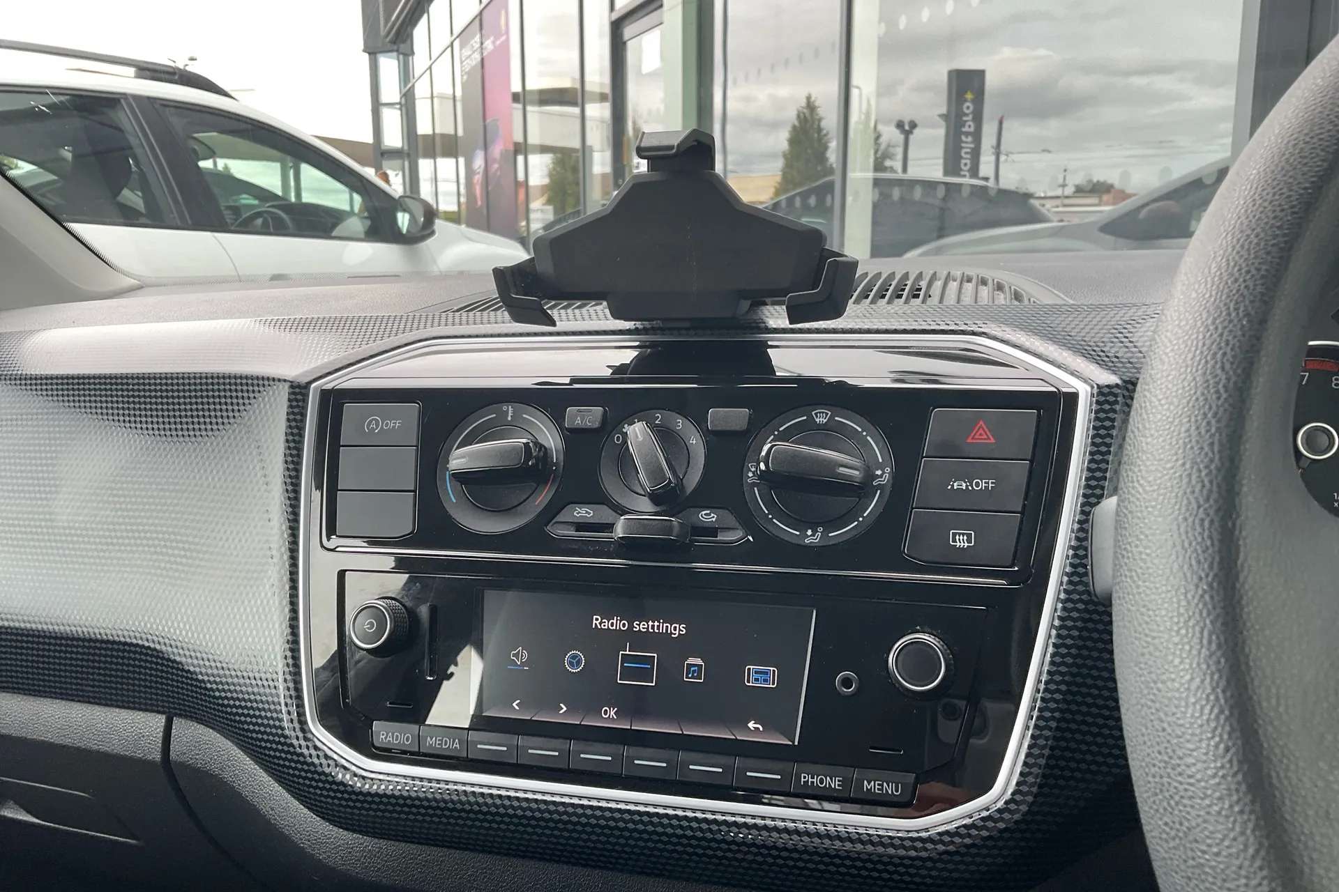 2020 VOLKSWAGEN UP 2020 VOLKSWAGEN UP