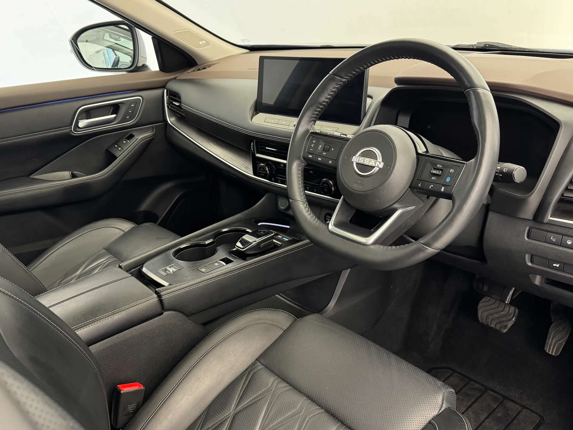A 2022 NISSAN X-TRAIL 1.5 E-Power 204 Tekna+ 5dr Xtronic A 2022 NISSAN X-TRAIL 1.5 E-Power 204 Tekna+ 5dr Xtronic