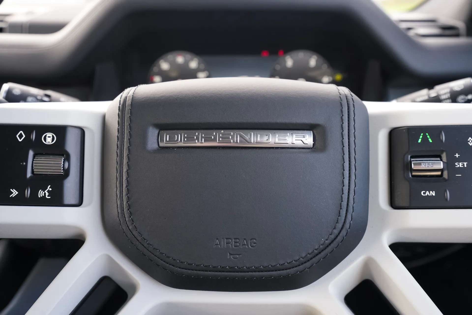 2025 LAND ROVER DEFENDER 2025 LAND ROVER DEFENDER