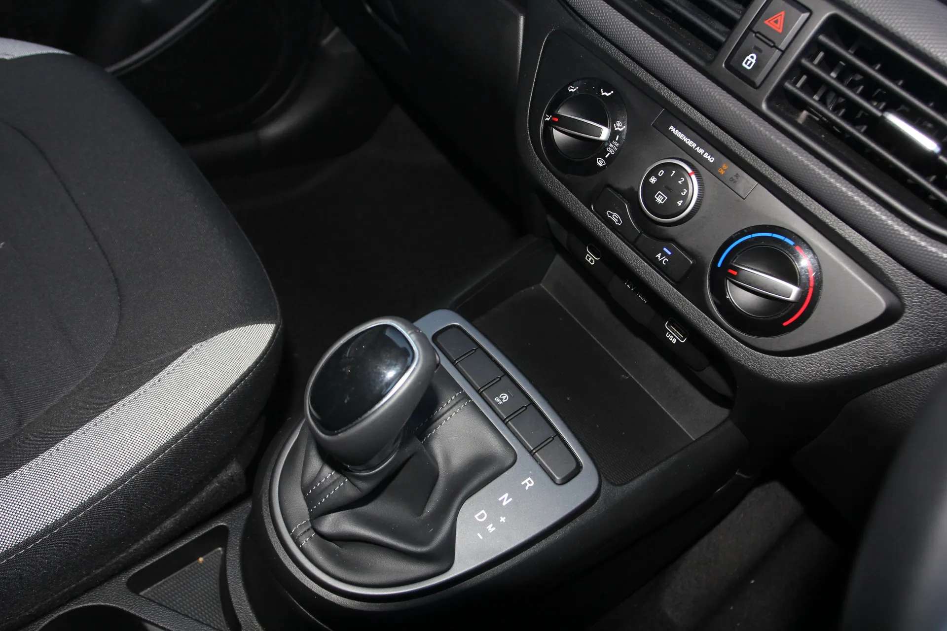 2023 HYUNDAI I10 2023 HYUNDAI I10