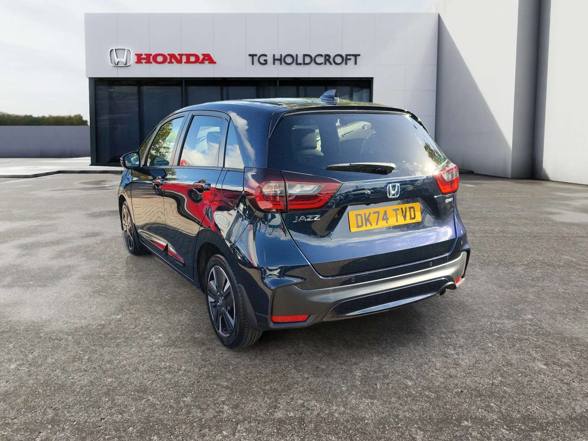 A 2024 HONDA JAZZ 1.5 i-MMD Hybrid Advance 5dr eCVT A 2024 HONDA JAZZ 1.5 i-MMD Hybrid Advance 5dr eCVT