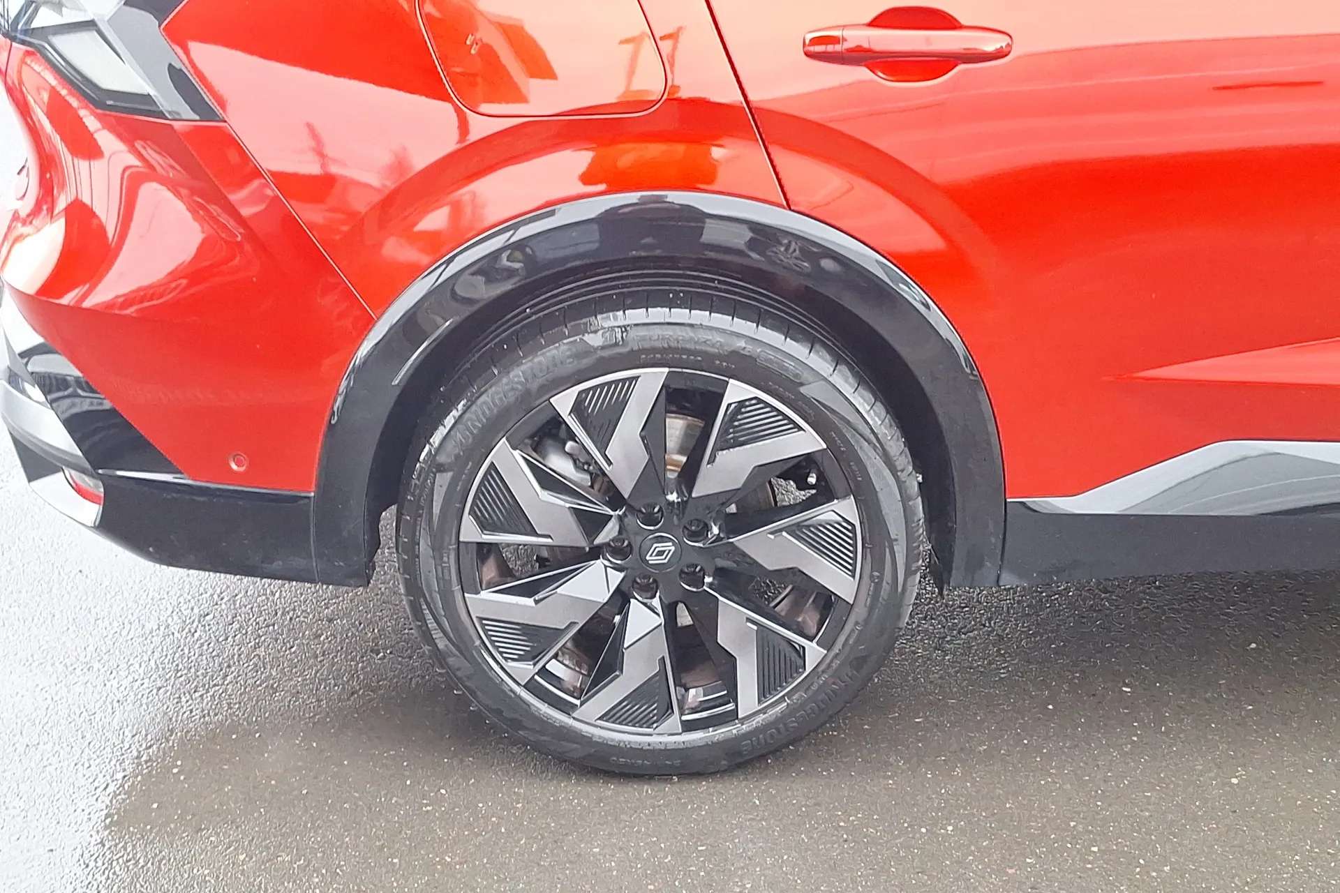 A 2025 RENAULT RAFALE E-Tech FHEV Techno Esprit Alpine 5dr Auto 4C A 2025 RENAULT RAFALE E-Tech FHEV Techno Esprit Alpine 5dr Auto 4C