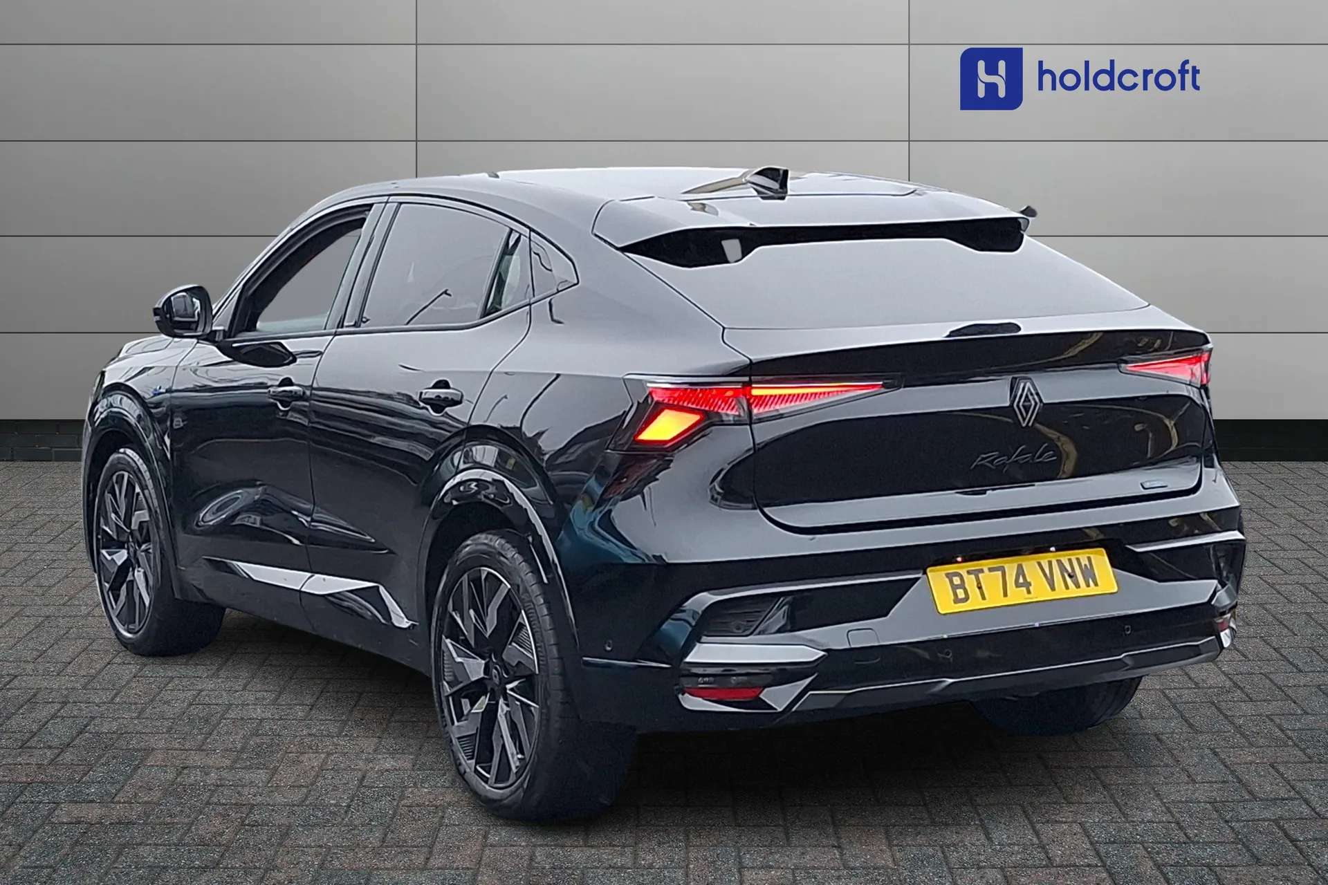 A 2024 RENAULT RAFALE E-Tech FHEV Techno Esprit Alpine 5dr Auto 4C A 2024 RENAULT RAFALE E-Tech FHEV Techno Esprit Alpine 5dr Auto 4C