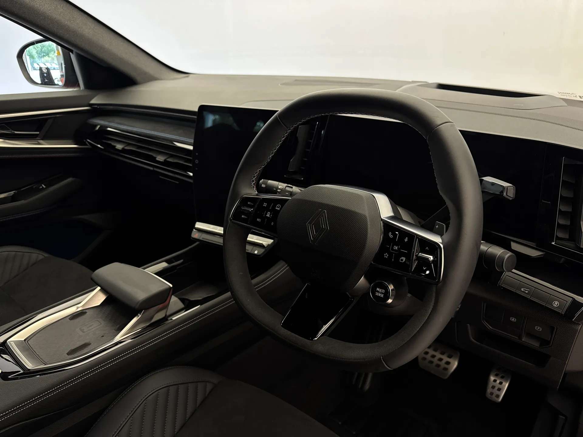 2025 RENAULT RAFALE 2025 RENAULT RAFALE