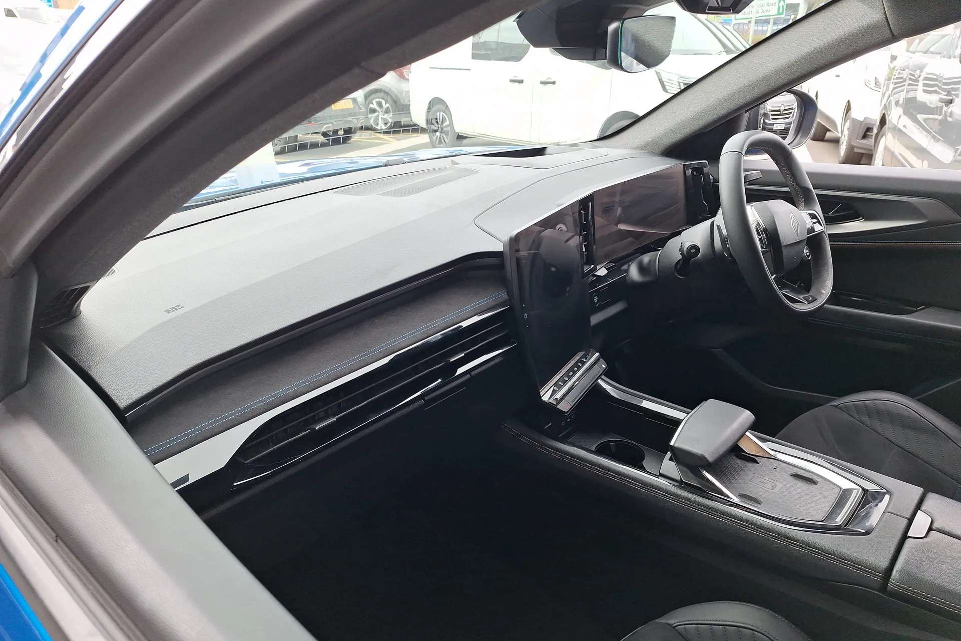 2025 RENAULT RAFALE 2025 RENAULT RAFALE