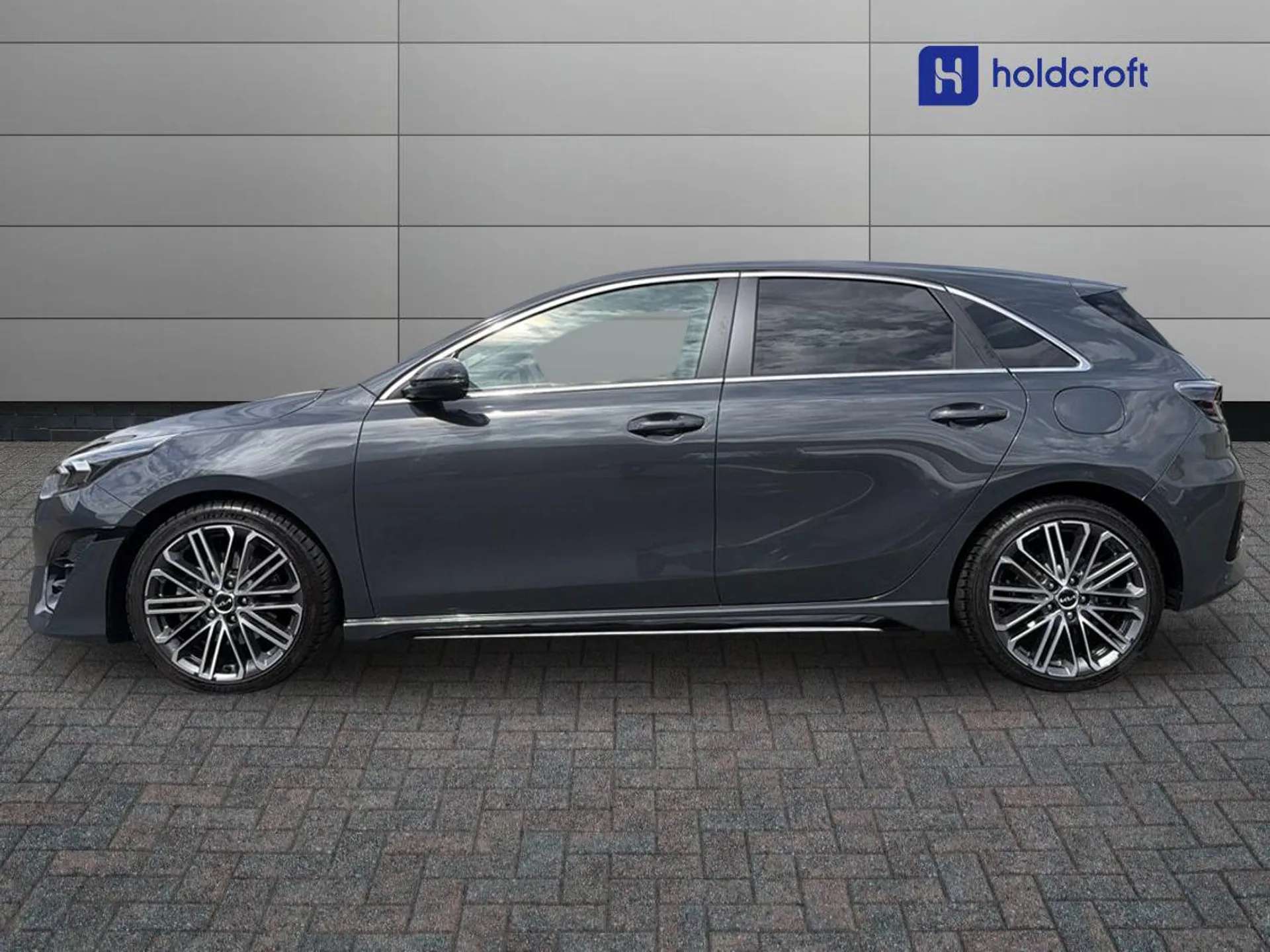 A 2025 KIA CEED 1.5T GDi ISG 138 GT-Line S 5dr DCT A 2025 KIA CEED 1.5T GDi ISG 138 GT-Line S 5dr DCT