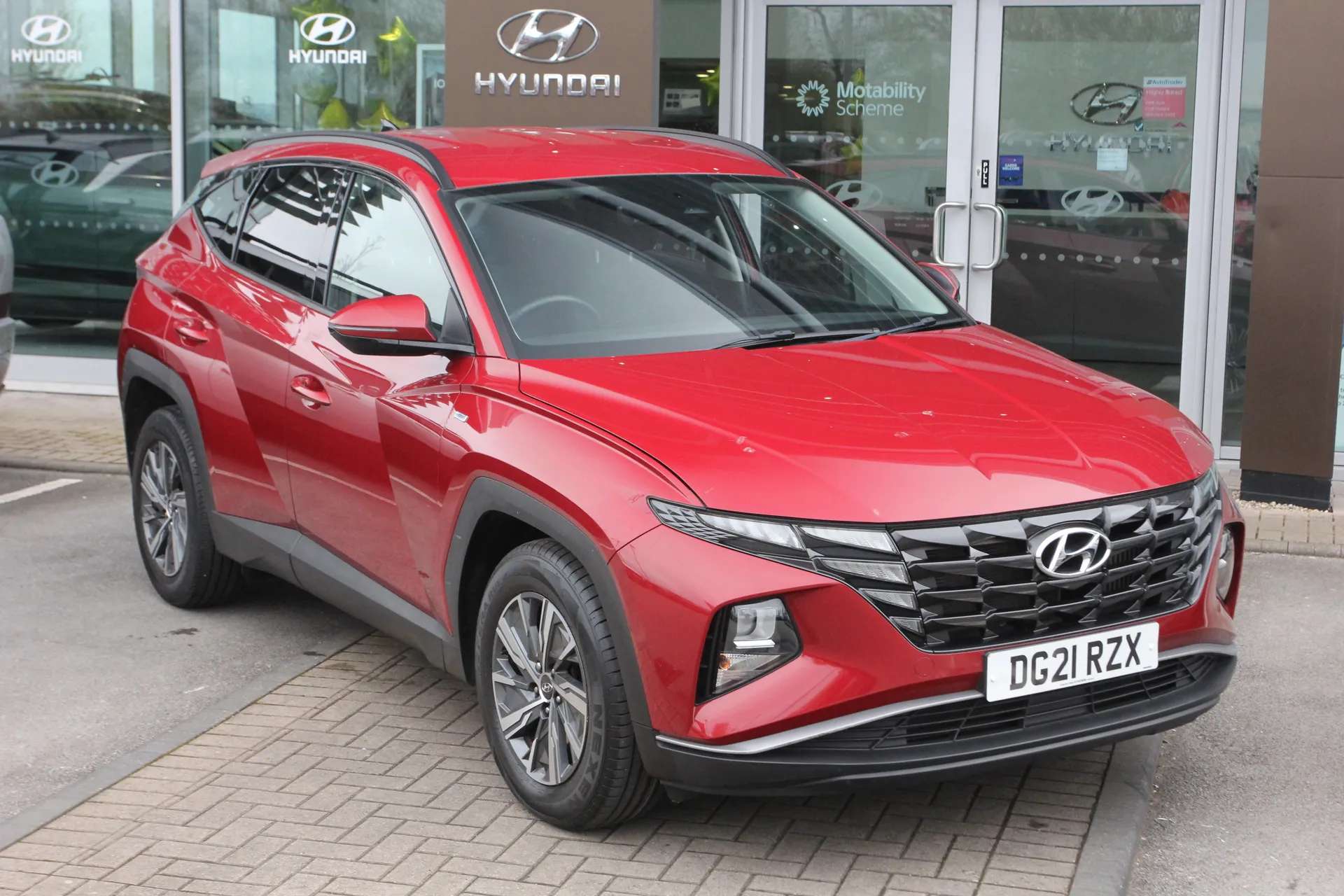A 2021 HYUNDAI TUCSON 1.6 TGDi 48V MHD SE Connect 5dr 2WD A 2021 HYUNDAI TUCSON 1.6 TGDi 48V MHD SE Connect 5dr 2WD
