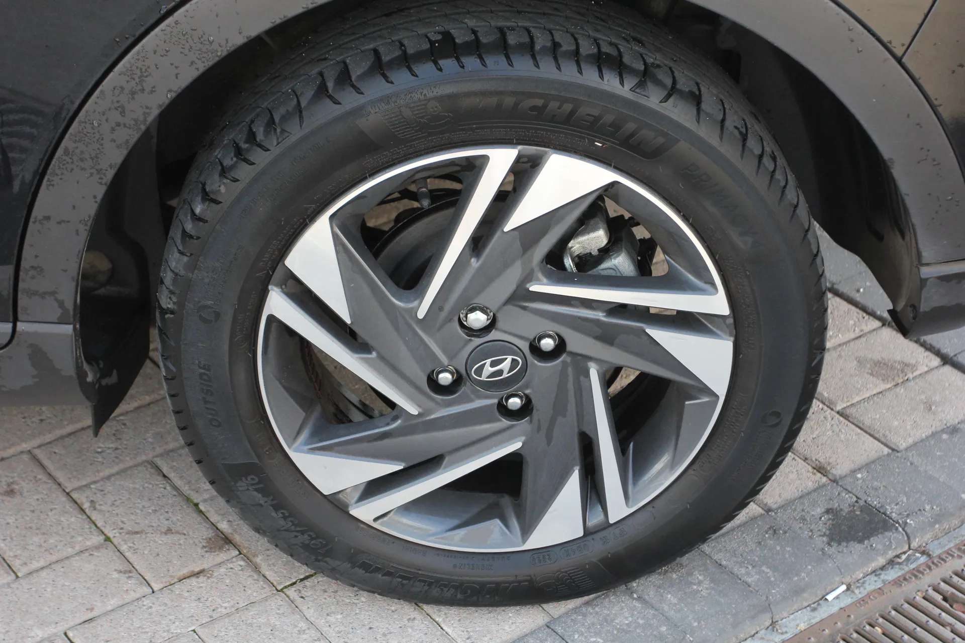A 2023 HYUNDAI BAYON 1.0 TGDi 48V MHEV SE Connect 5dr DCT A 2023 HYUNDAI BAYON 1.0 TGDi 48V MHEV SE Connect 5dr DCT