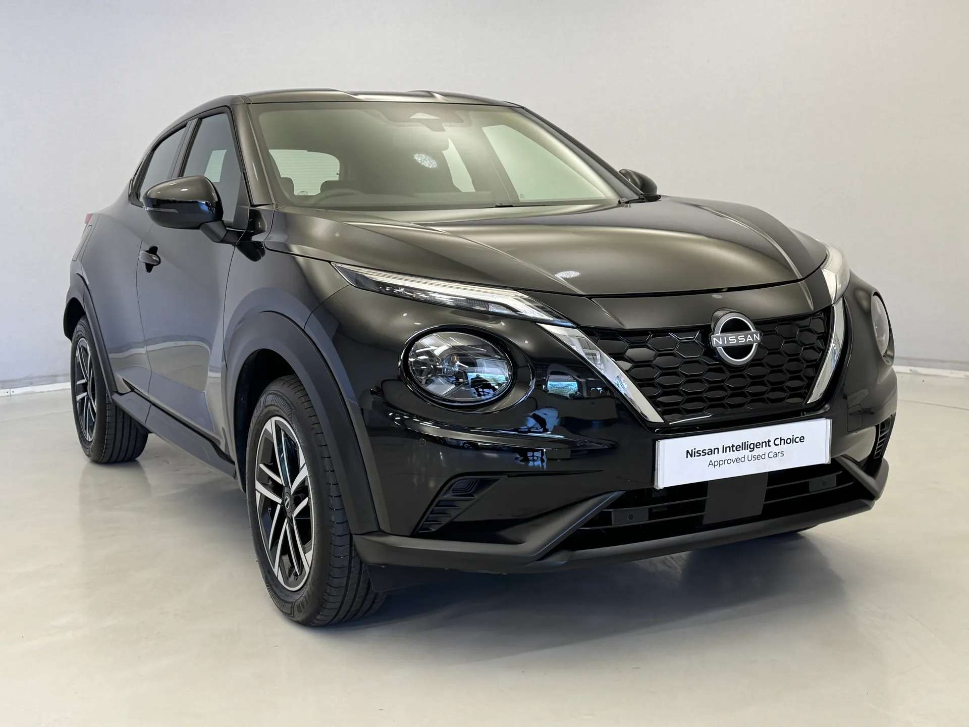 A 2026 NISSAN JUKE 1.6 Hybrid N-Connecta 5dr Auto A 2026 NISSAN JUKE 1.6 Hybrid N-Connecta 5dr Auto
