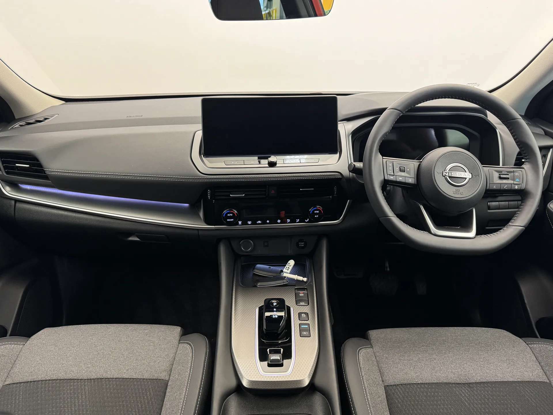 A 2025 NISSAN QASHQAI 1.5 E-Power N-Connecta 5dr Auto A 2025 NISSAN QASHQAI 1.5 E-Power N-Connecta 5dr Auto