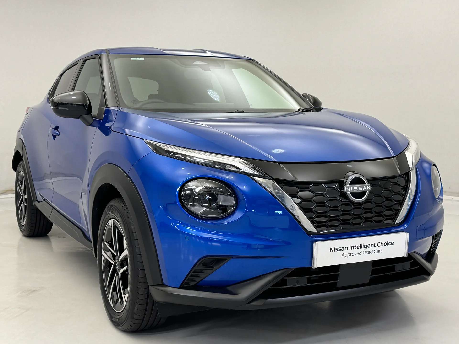 A 2025 NISSAN JUKE 1.6 Hybrid N-Connecta 5dr Auto A 2025 NISSAN JUKE 1.6 Hybrid N-Connecta 5dr Auto