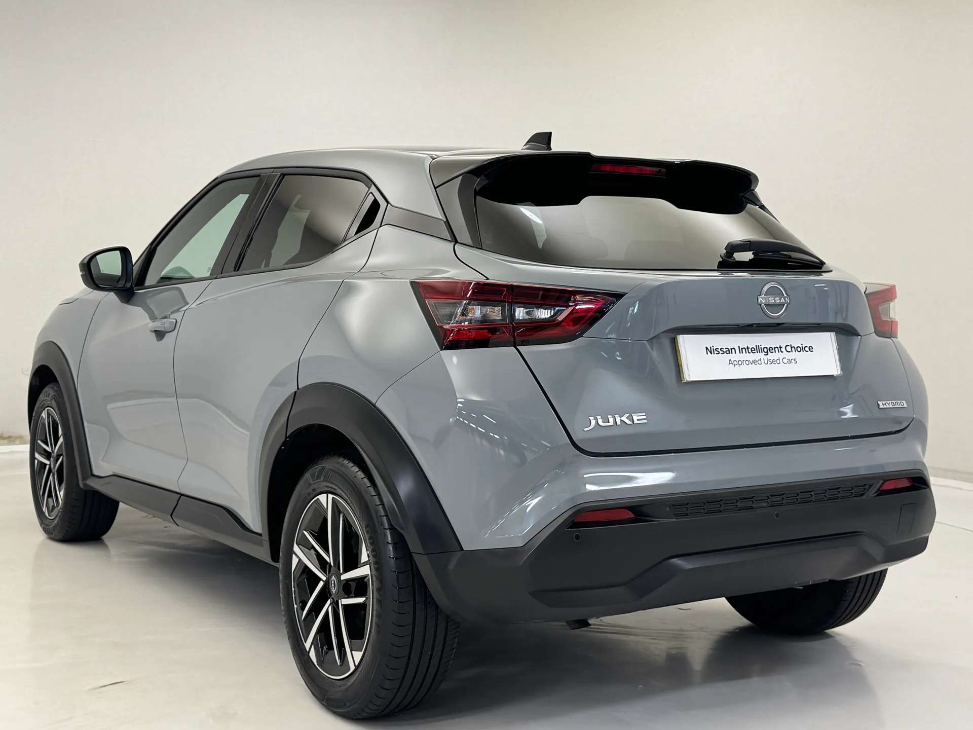 A 2025 NISSAN JUKE 1.6 Hybrid N-Connecta 5dr Auto A 2025 NISSAN JUKE 1.6 Hybrid N-Connecta 5dr Auto