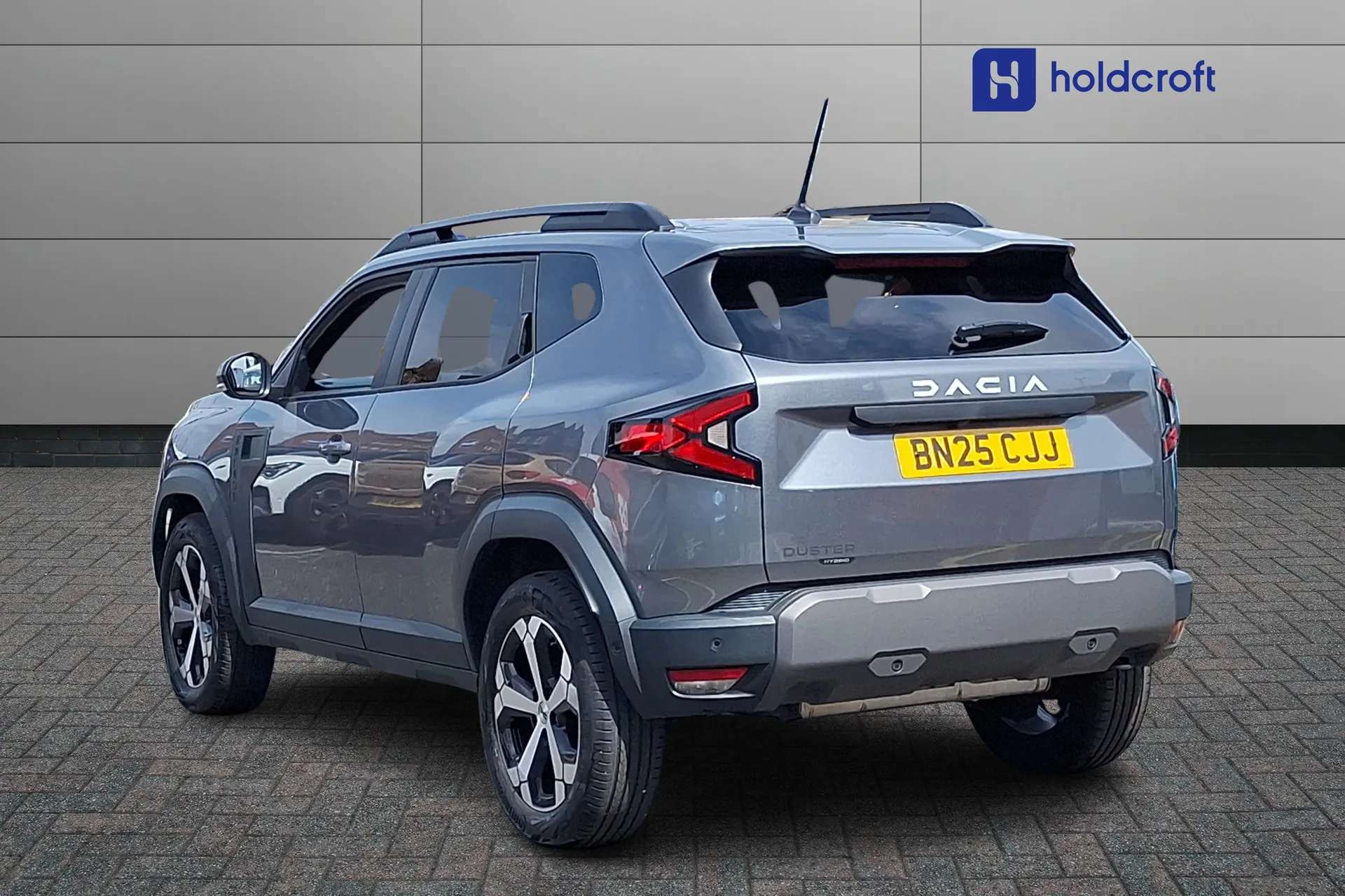 A 2025 DACIA DUSTER 1.6 Hybrid 140 Journey 5dr Auto A 2025 DACIA DUSTER 1.6 Hybrid 140 Journey 5dr Auto