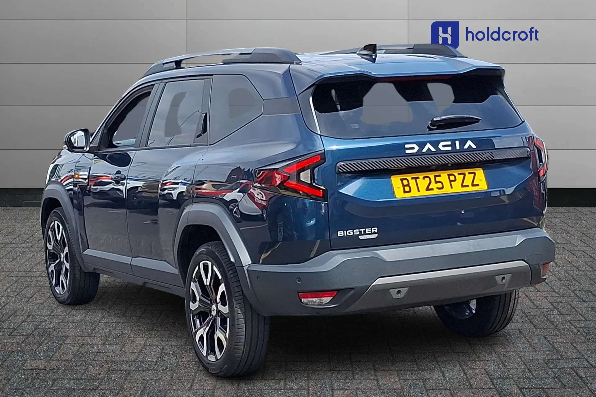 A 2025 DACIA BIGSTER 1.8 Hybrid 155 Journey 5dr Auto A 2025 DACIA BIGSTER 1.8 Hybrid 155 Journey 5dr Auto