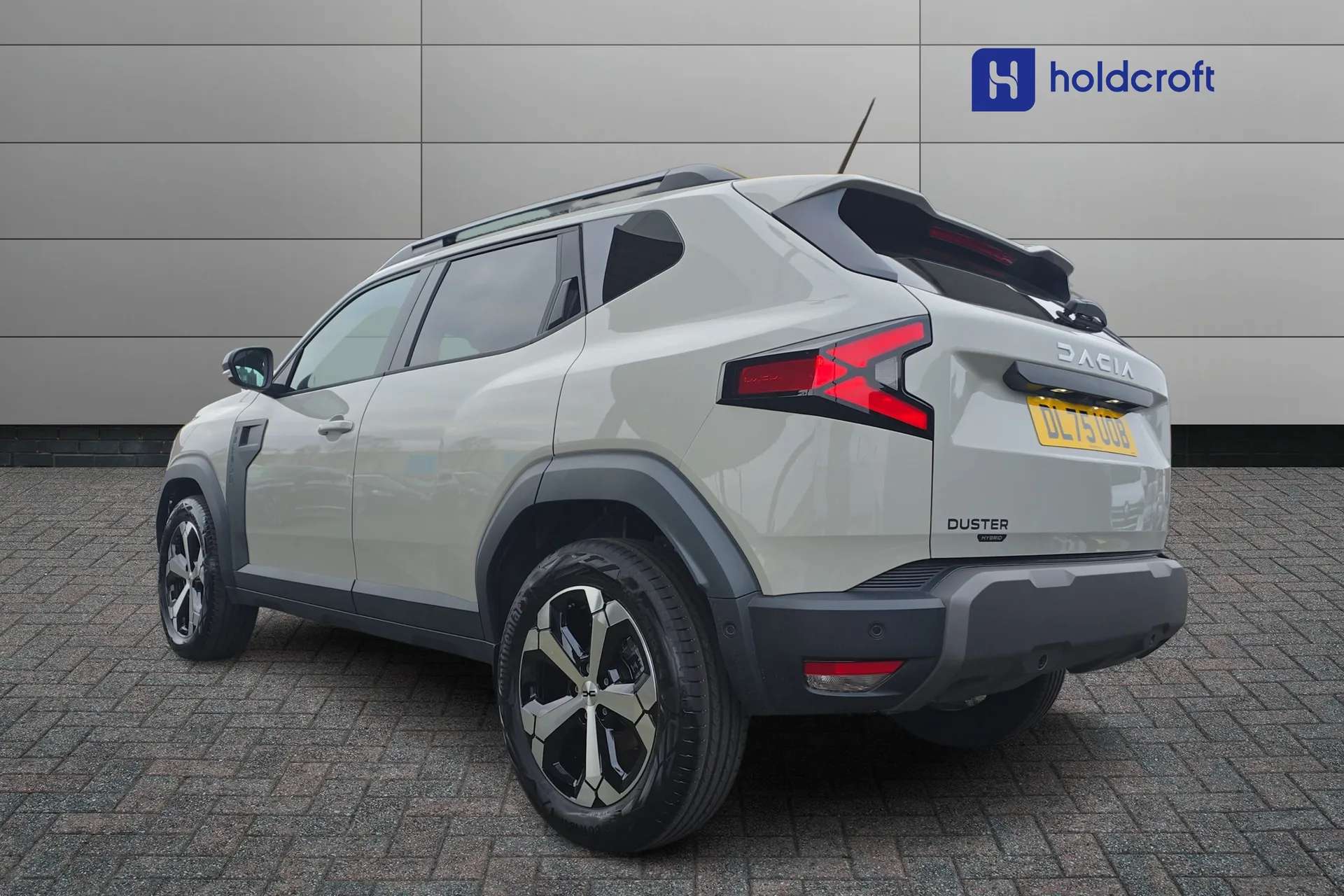 A 2025 DACIA DUSTER 1.6 Hybrid 140 Journey 5dr Auto A 2025 DACIA DUSTER 1.6 Hybrid 140 Journey 5dr Auto