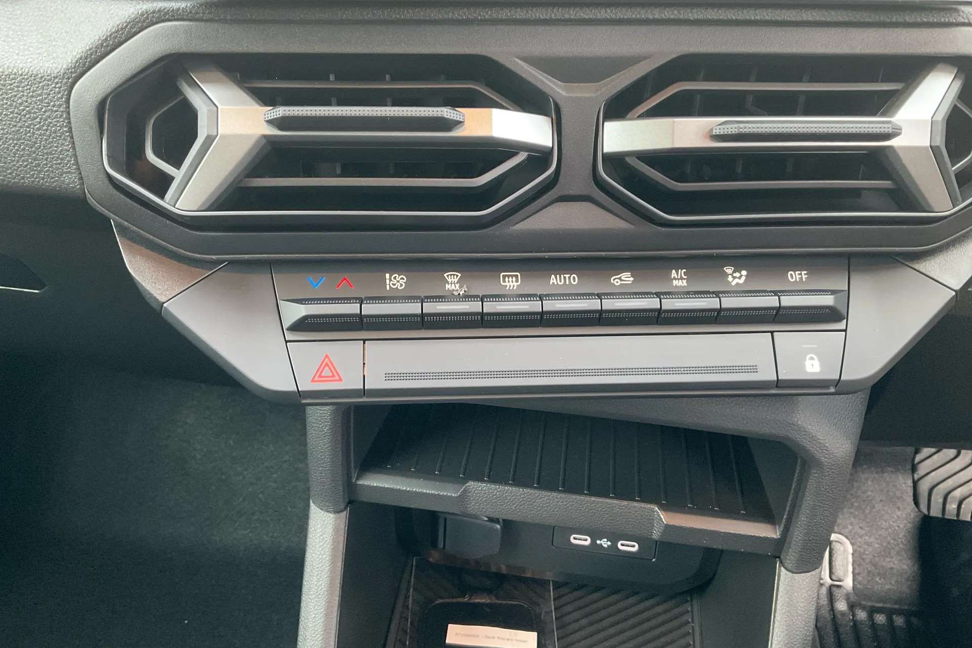 2025 DACIA DUSTER 2025 DACIA DUSTER