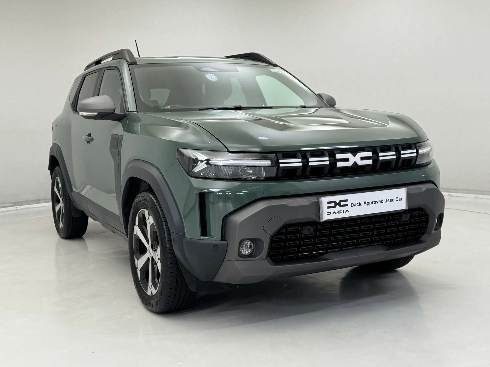 A 2025 DACIA DUSTER 1.6 Hybrid 140 Journey 5dr Auto A 2025 DACIA DUSTER 1.6 Hybrid 140 Journey 5dr Auto