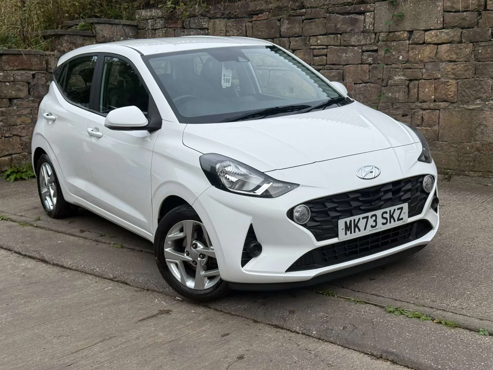 A 2023 HYUNDAI I10 1.2 MPi SE Connect 5dr Auto âCAMERAâCRUISE CONTROLâNAVâ A 2023 HYUNDAI I10 1.2 MPi SE Connect 5dr Auto âCAMERAâCRUISE CONTROLâNAVâ