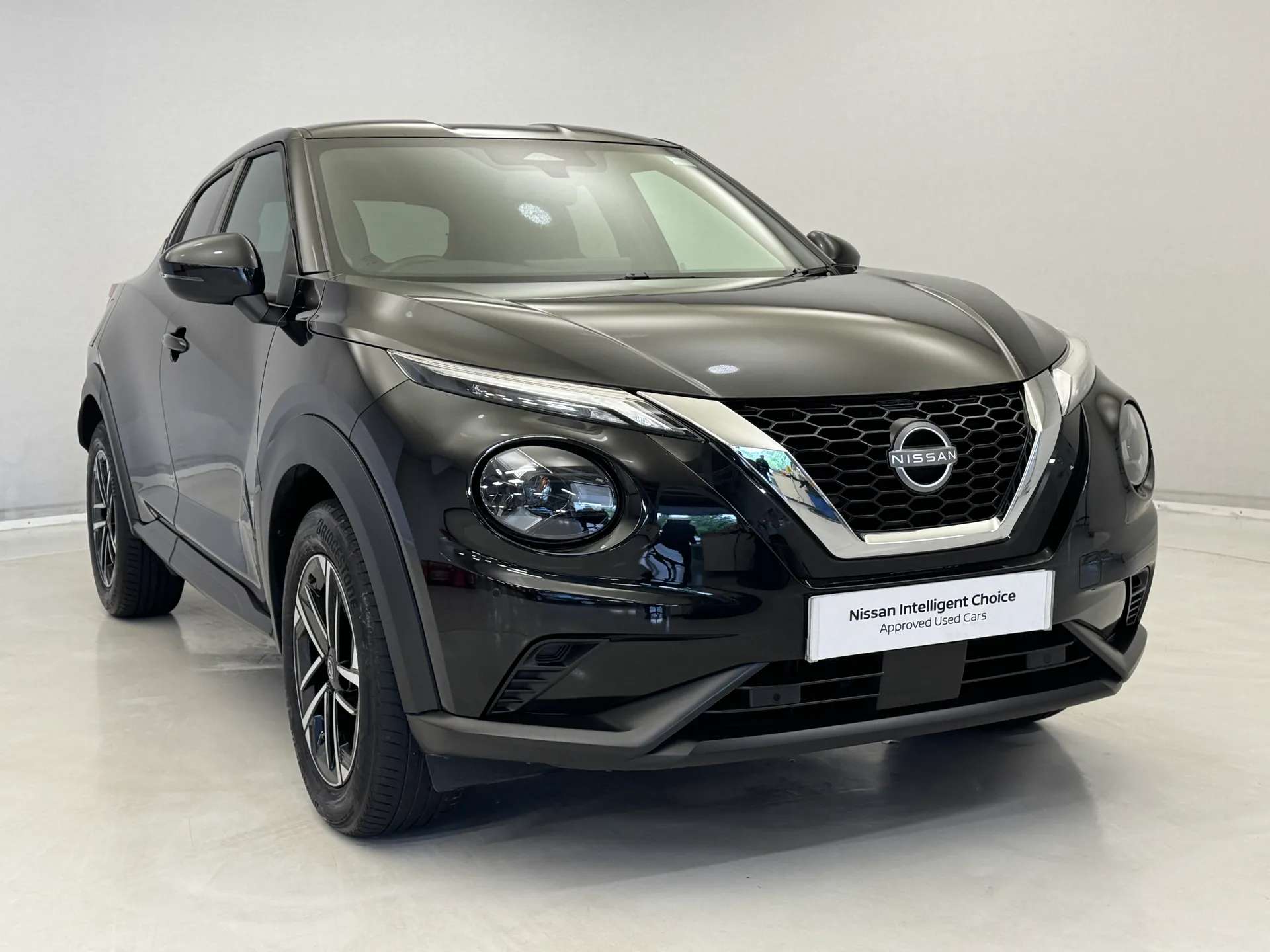A 2025 NISSAN JUKE 1.0 DiG-T N-Connecta 5dr DCT A 2025 NISSAN JUKE 1.0 DiG-T N-Connecta 5dr DCT
