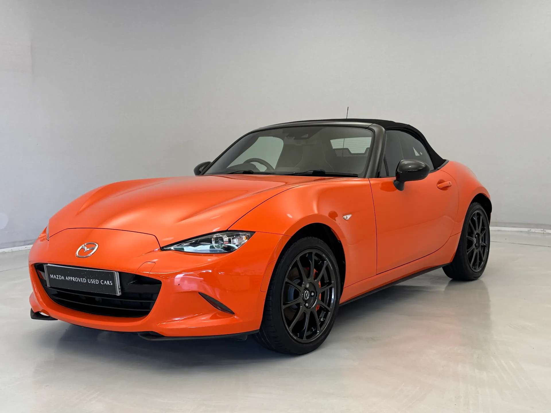 2019 MAZDA MX-5 2019 MAZDA MX-5