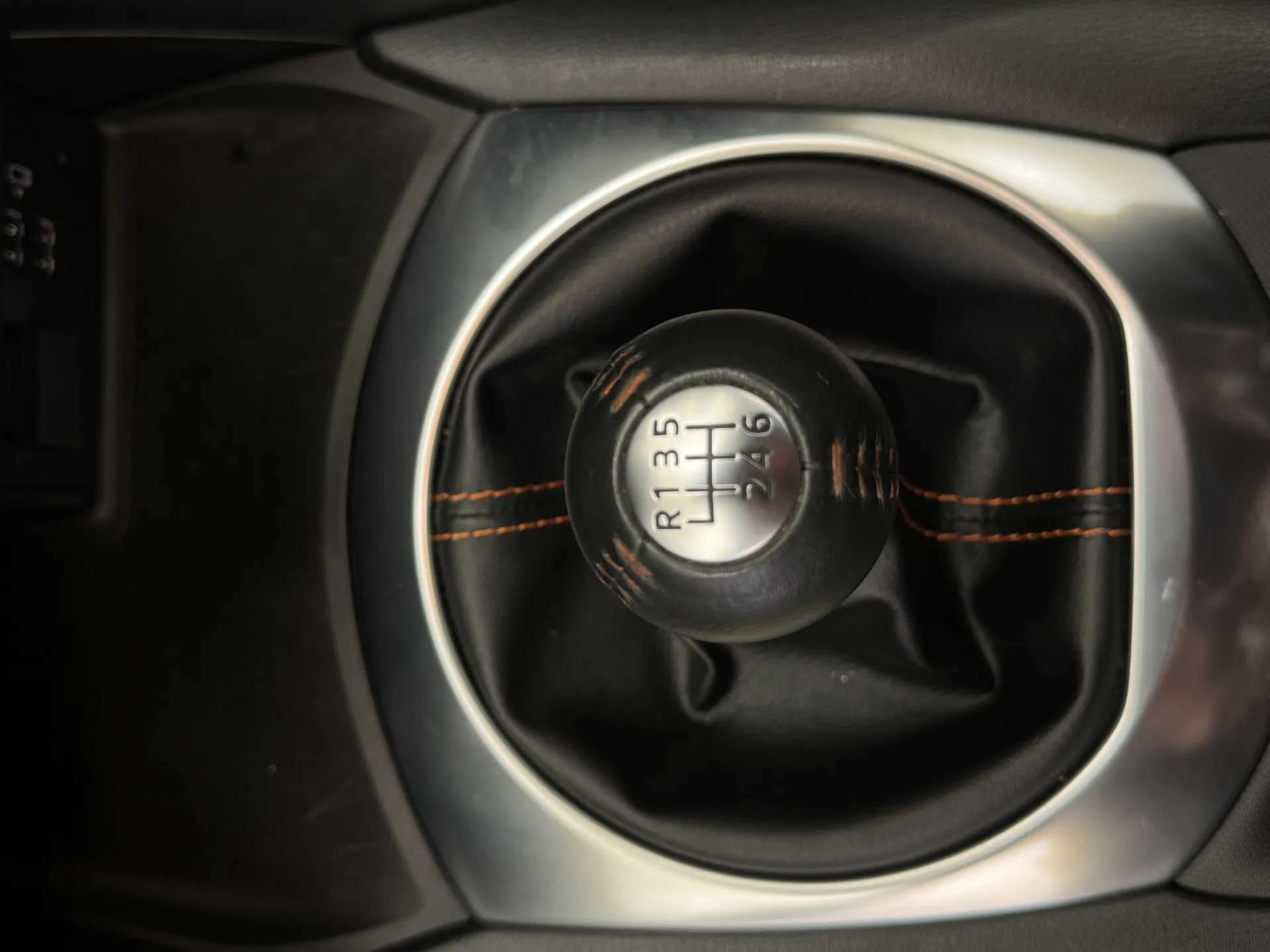 2019 MAZDA MX-5 2019 MAZDA MX-5