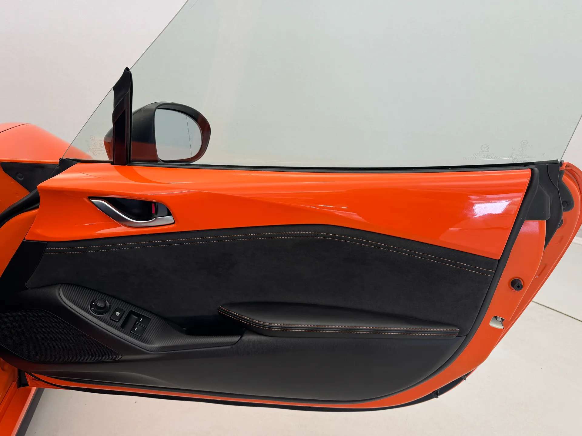2019 MAZDA MX-5 2019 MAZDA MX-5