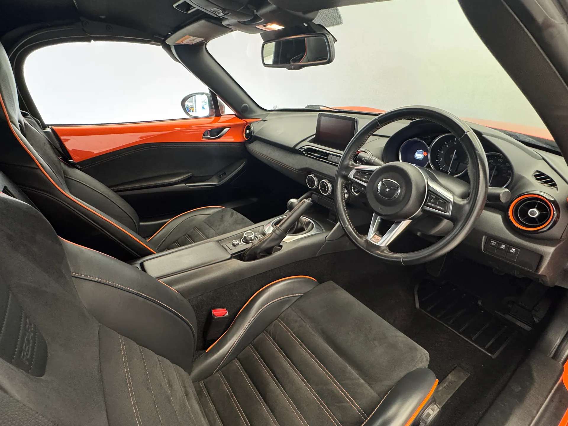 2019 MAZDA MX-5 2019 MAZDA MX-5