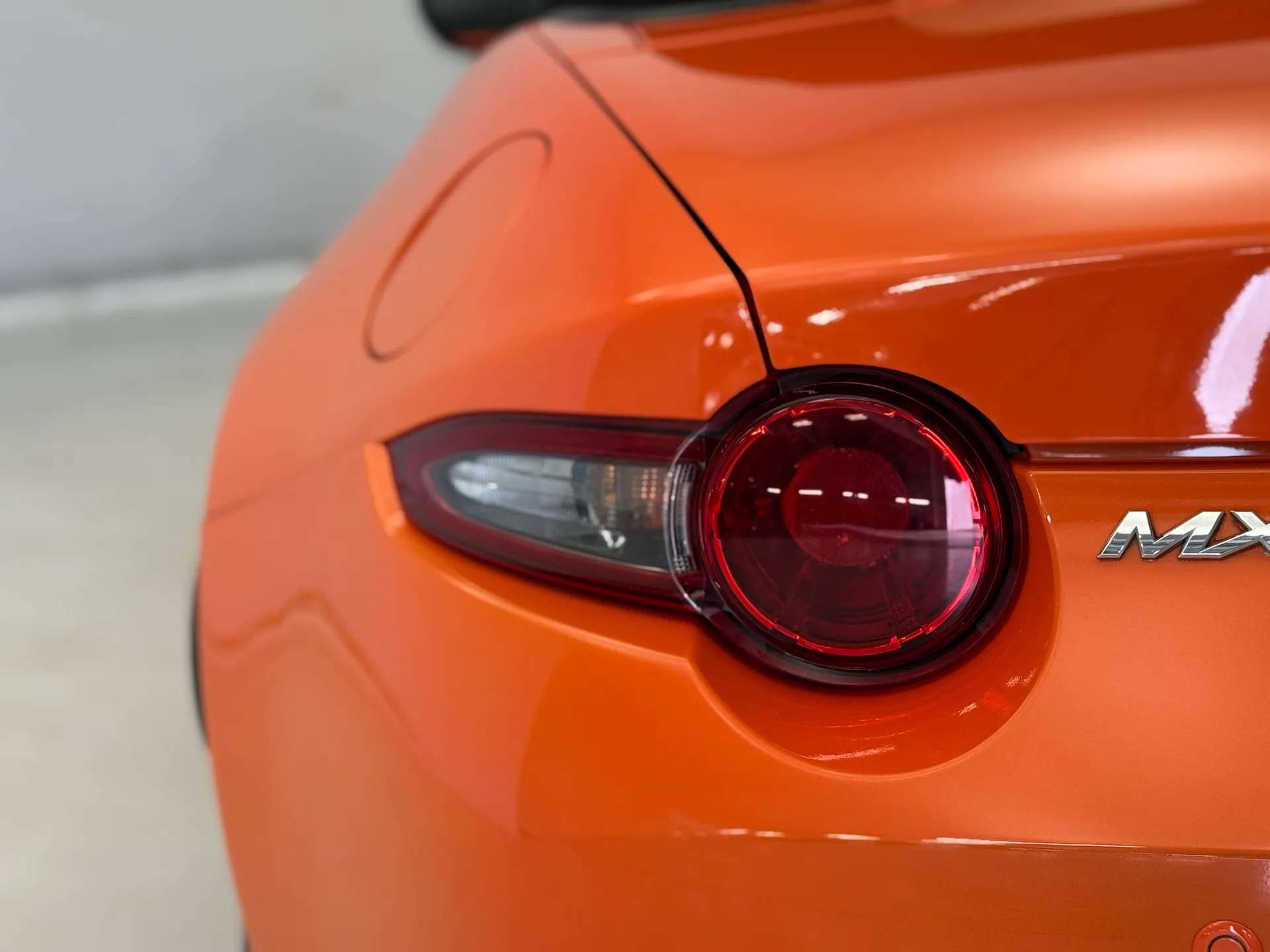 2019 MAZDA MX-5 2019 MAZDA MX-5