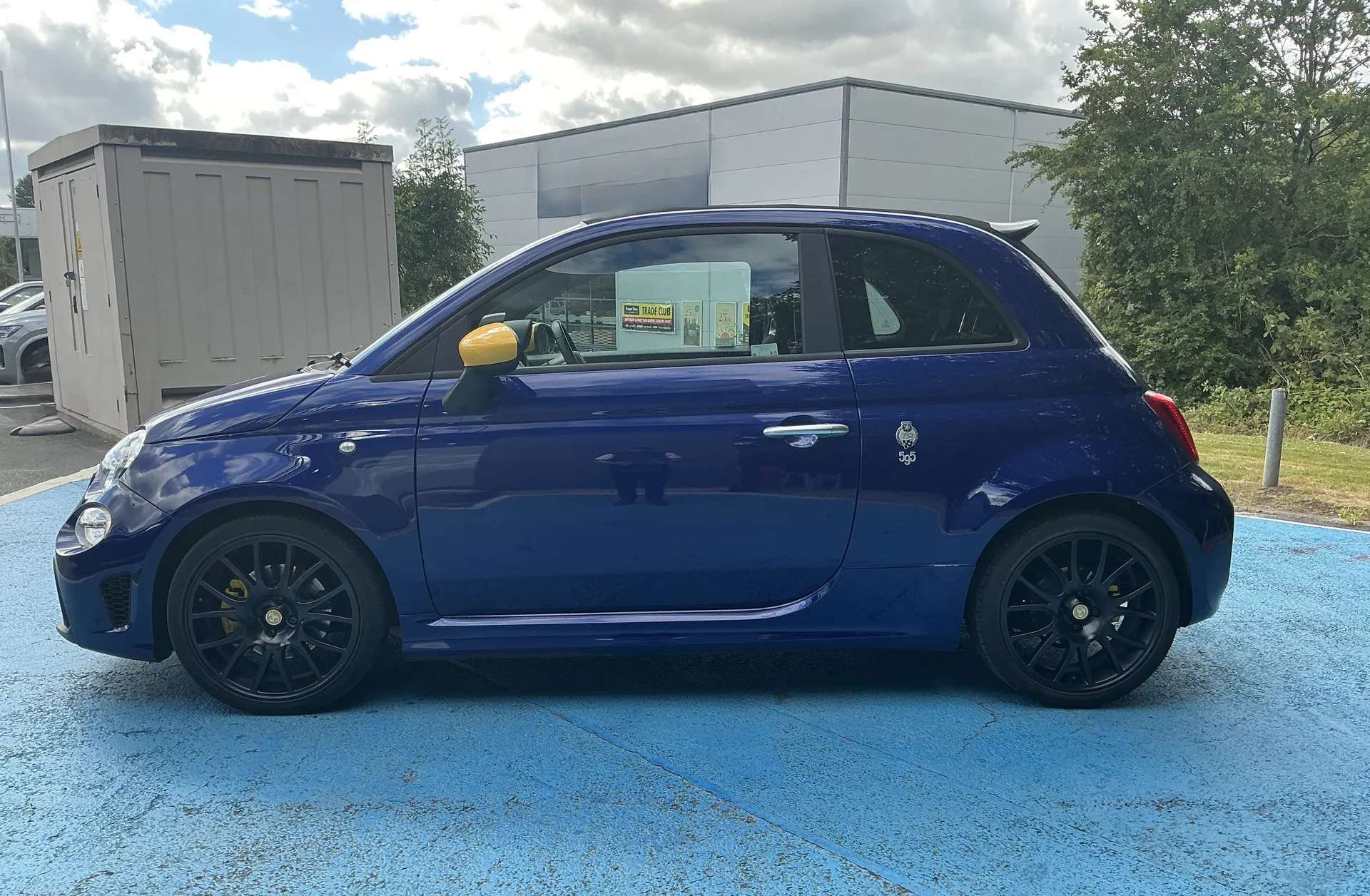 2020 ABARTH 595 2020 ABARTH 595