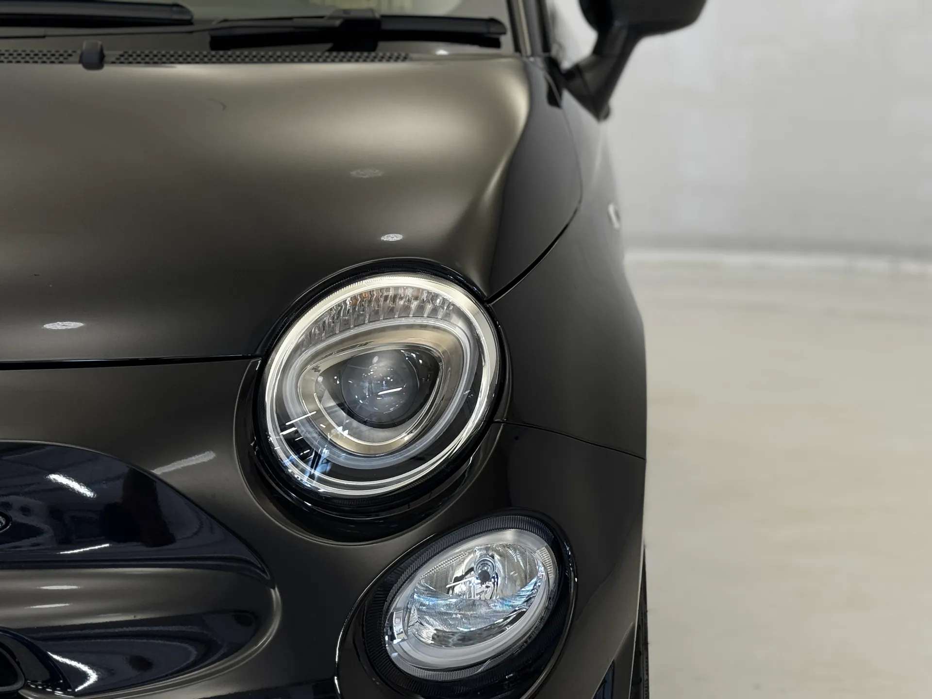 2024 ABARTH 695 2024 ABARTH 695