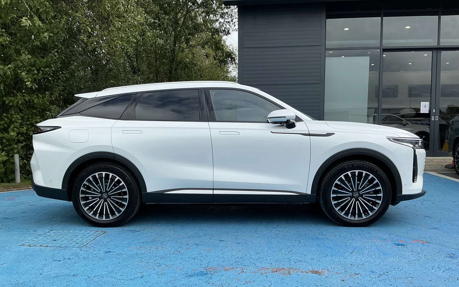 2025 OMODA 9 2025 OMODA 9