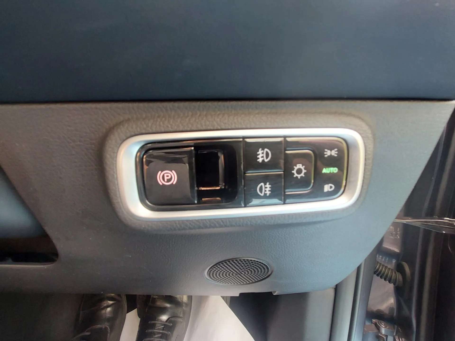 2025 OMODA 5 2025 OMODA 5