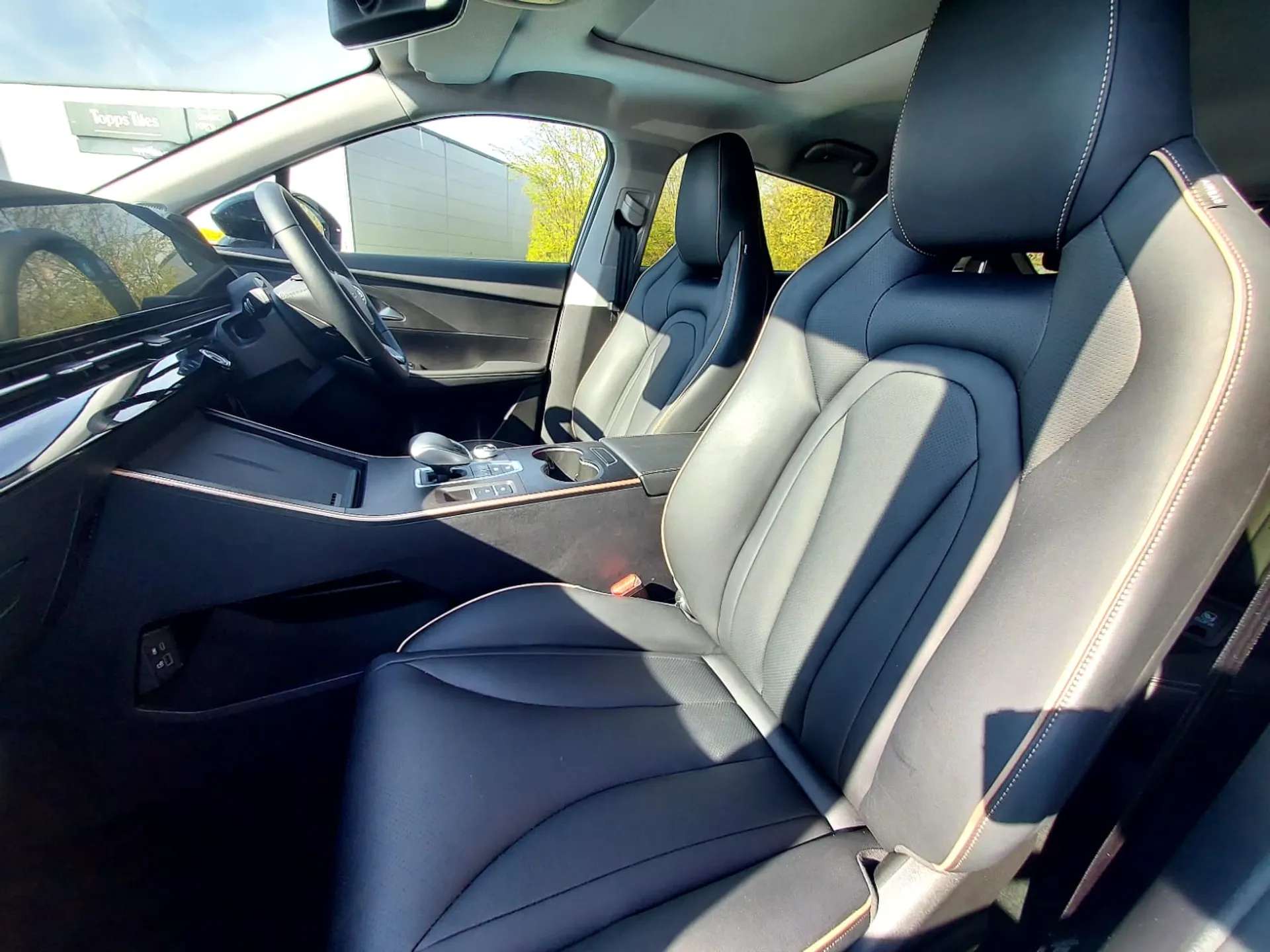 2025 OMODA 5 2025 OMODA 5